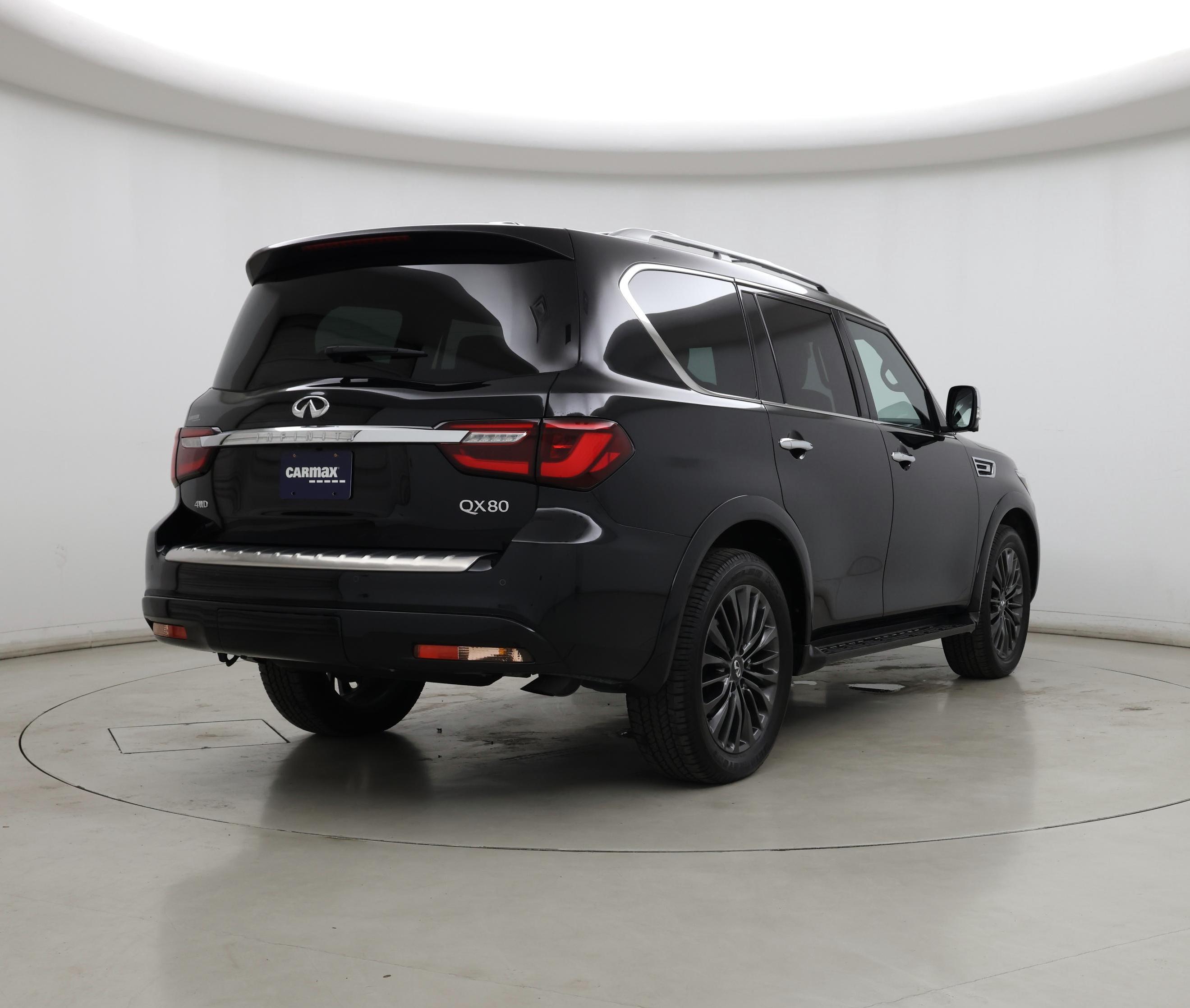 Thumbnail: 2023 INFINITI QX80 - 8