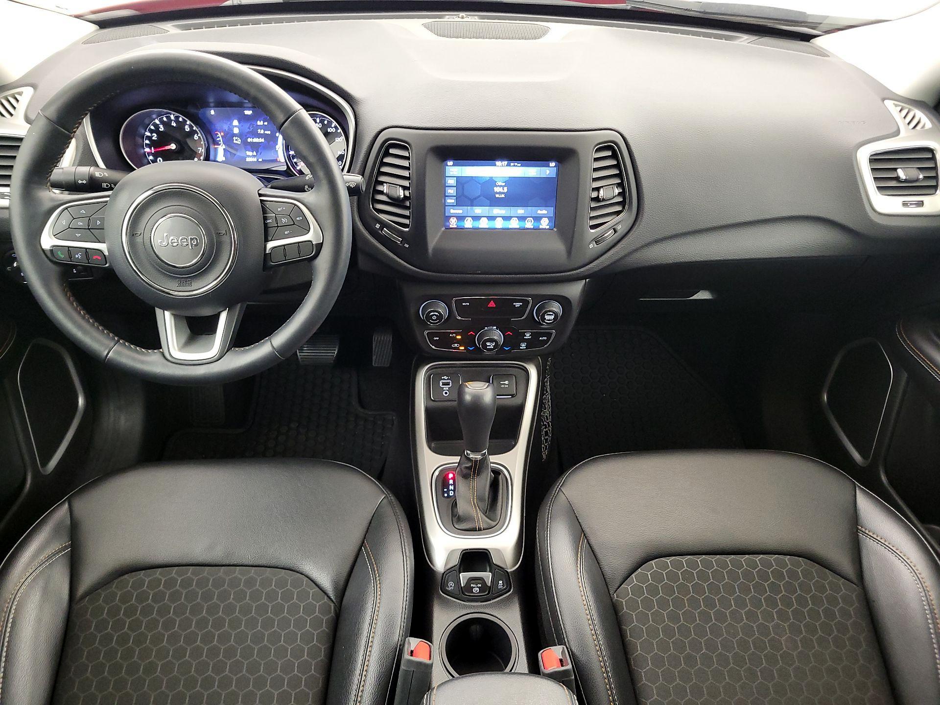 Thumbnail: 2019 Jeep Compass - 9