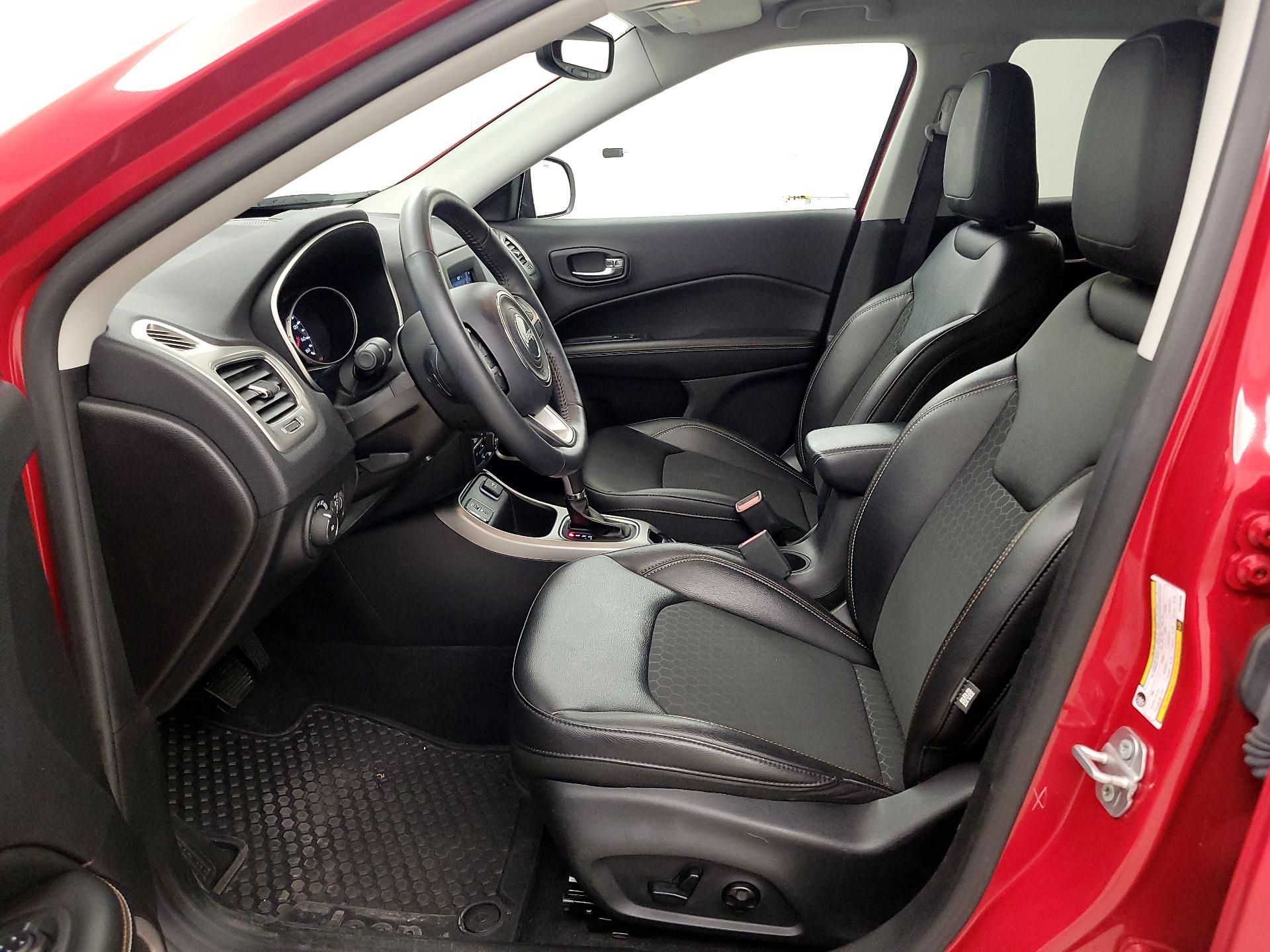 Thumbnail: 2019 Jeep Compass - 11