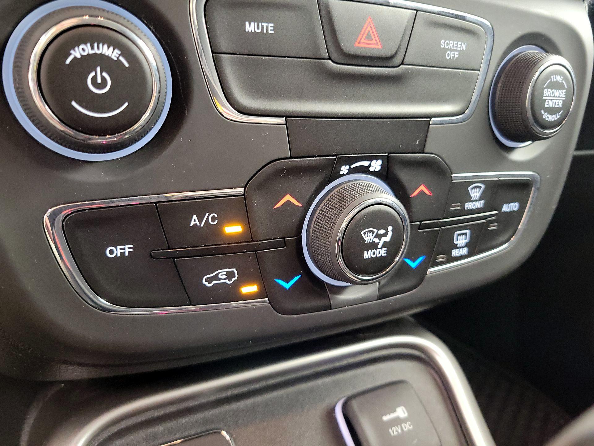 Thumbnail: 2019 Jeep Compass - 16
