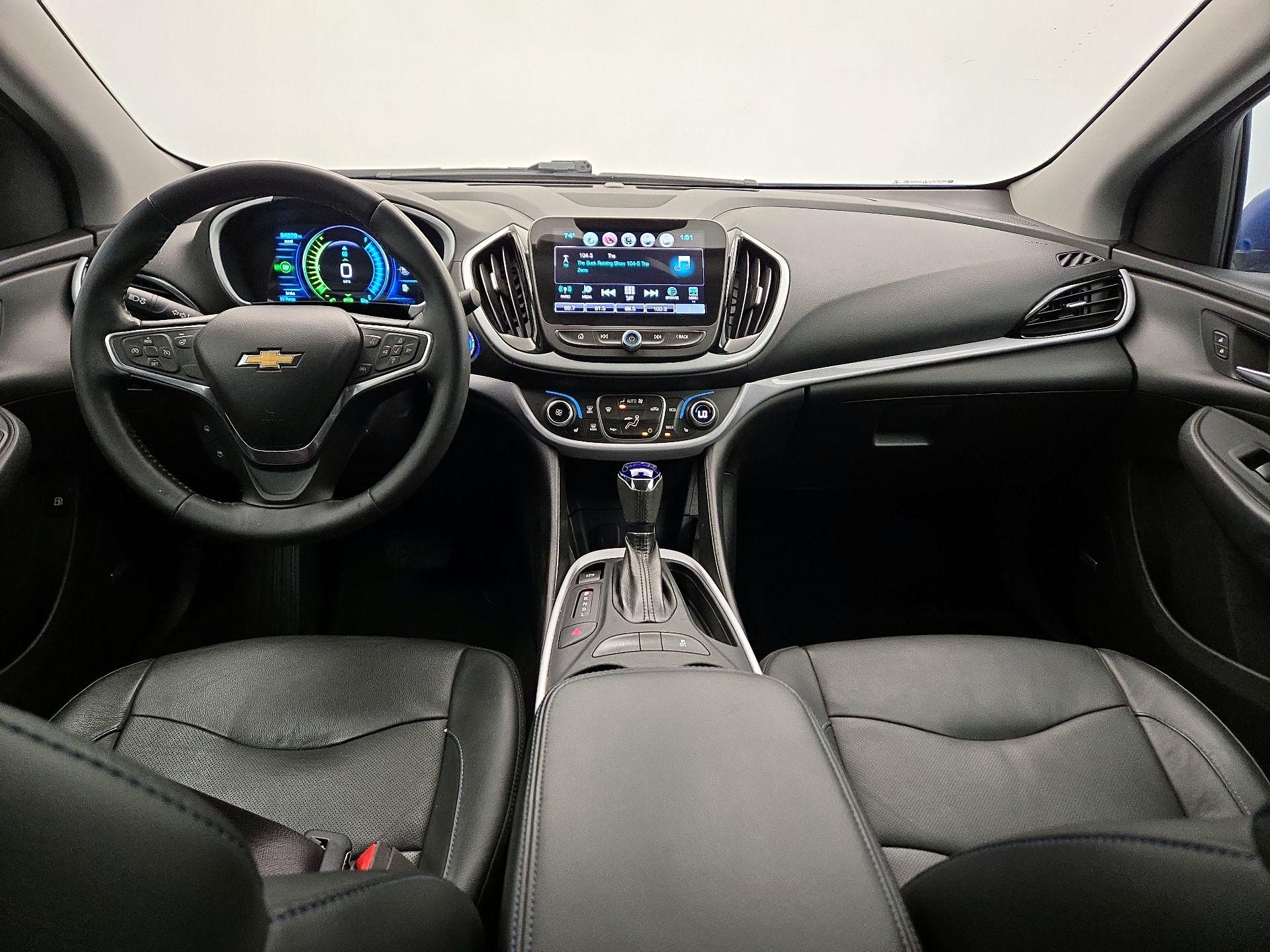 Thumbnail: 2017 Chevrolet Volt - 9