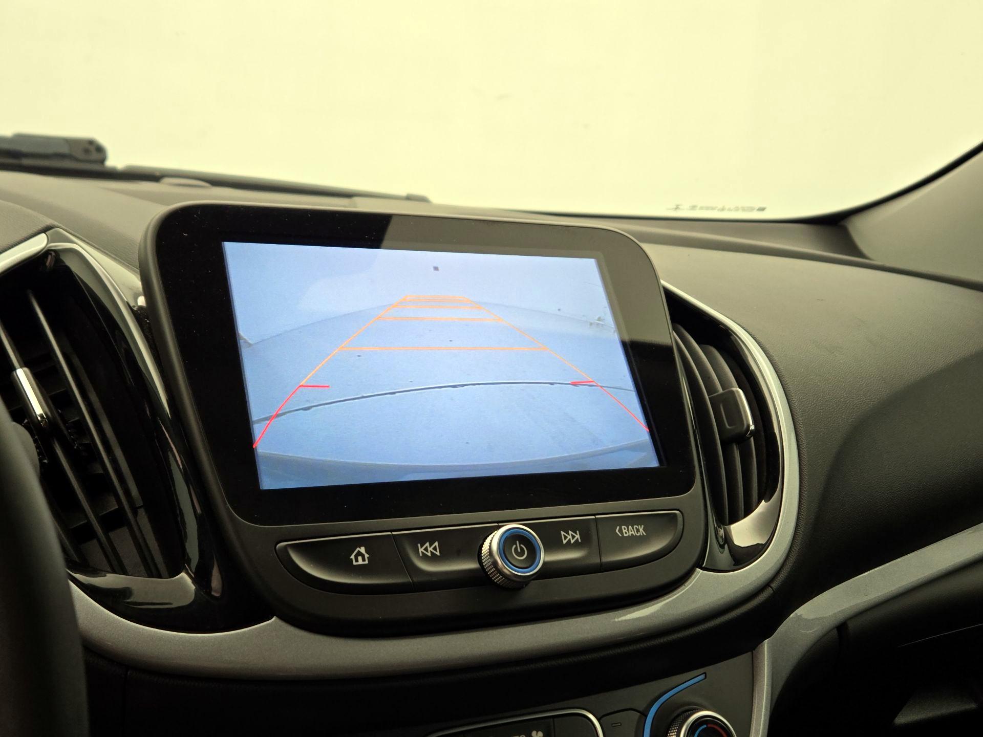Thumbnail: 2017 Chevrolet Volt - 14