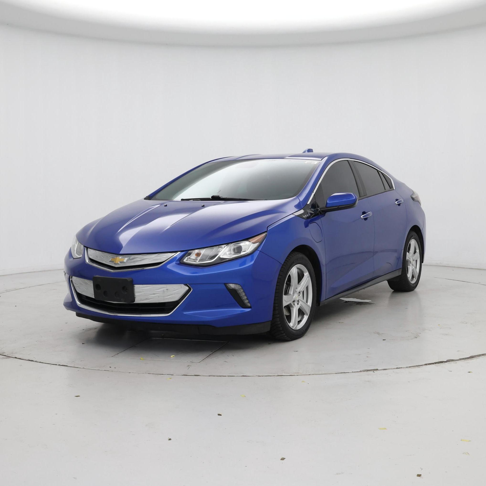 Thumbnail: 2017 Chevrolet Volt - 4