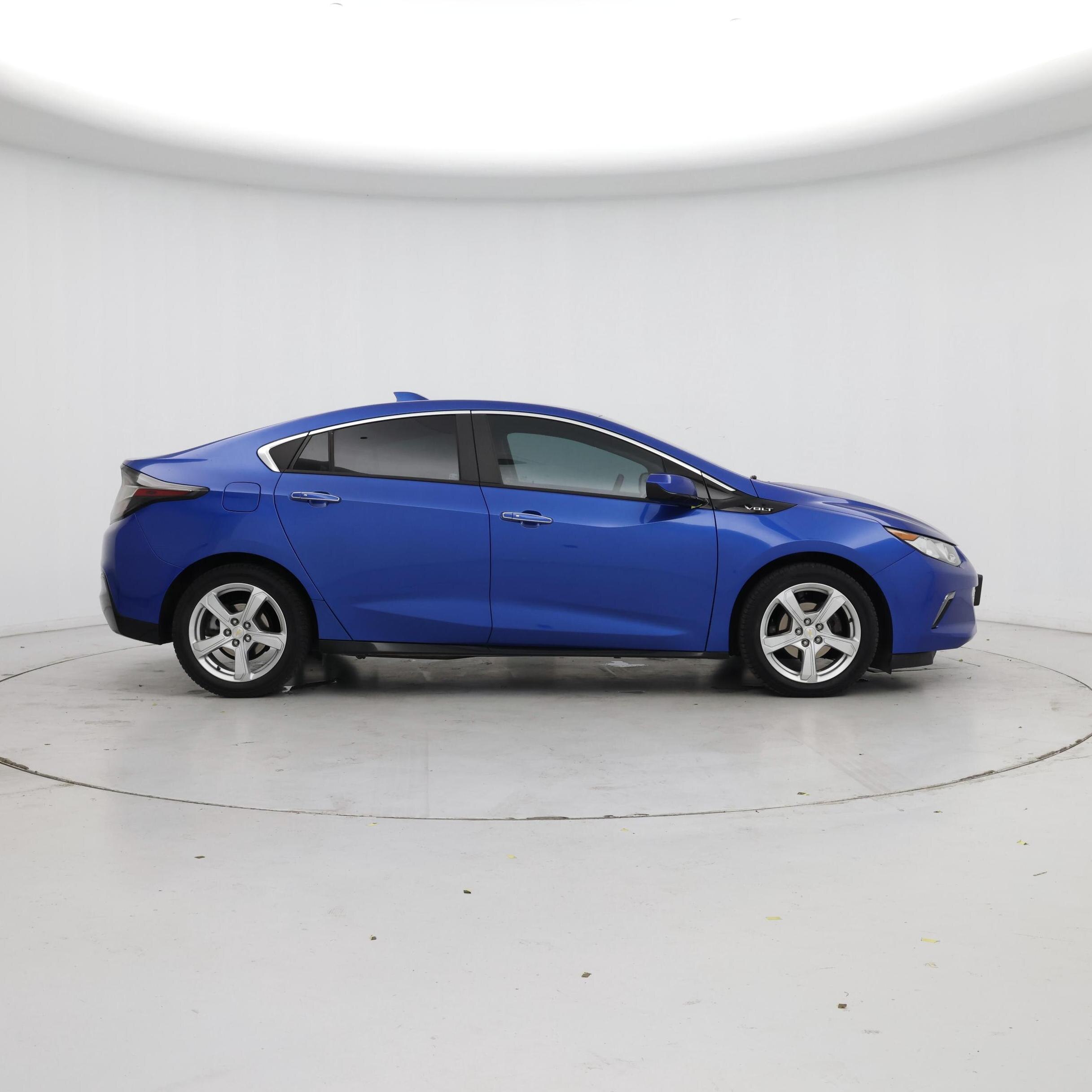 Thumbnail: 2017 Chevrolet Volt - 7