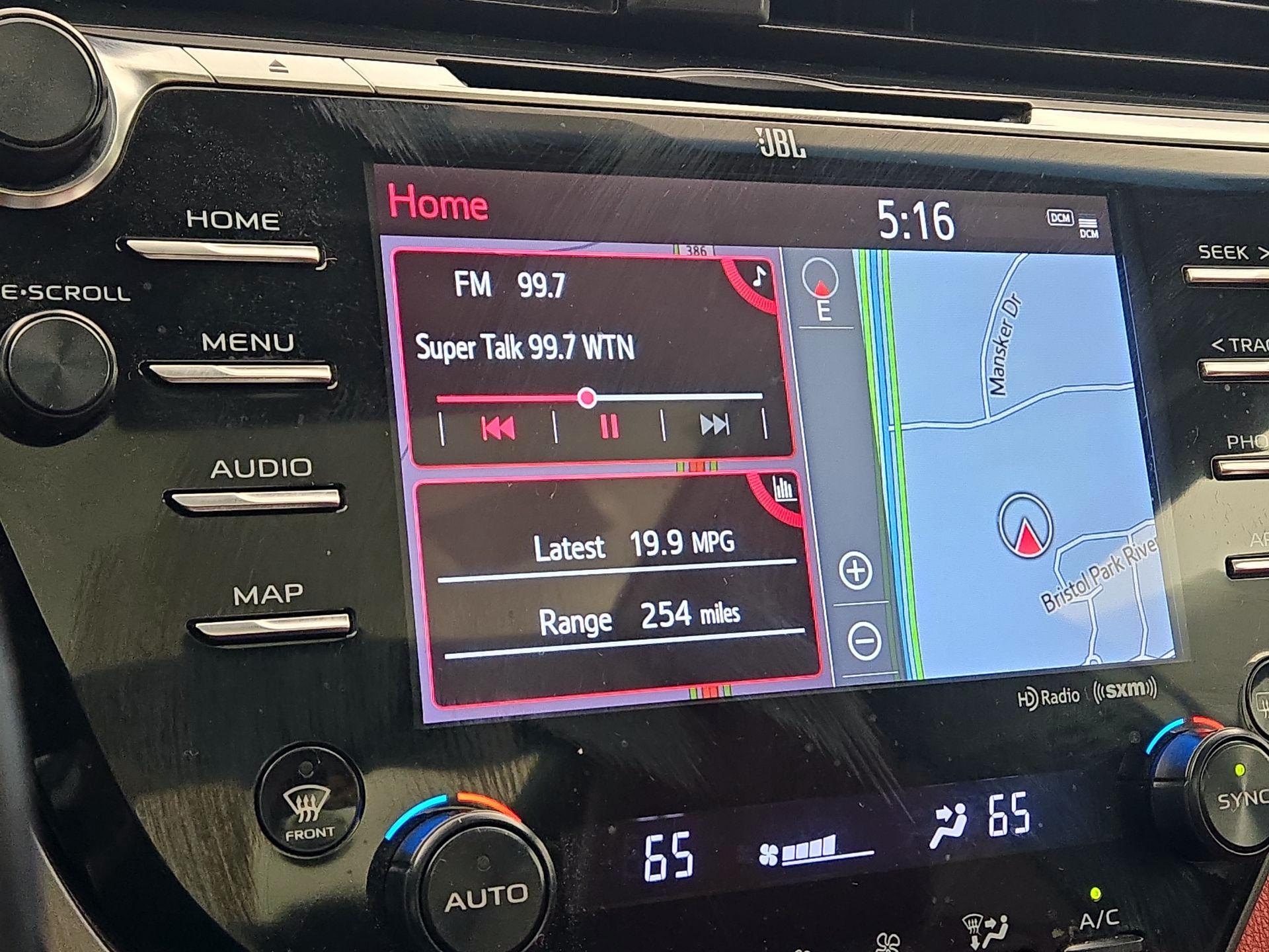 Thumbnail: 2019 Toyota Camry - 16