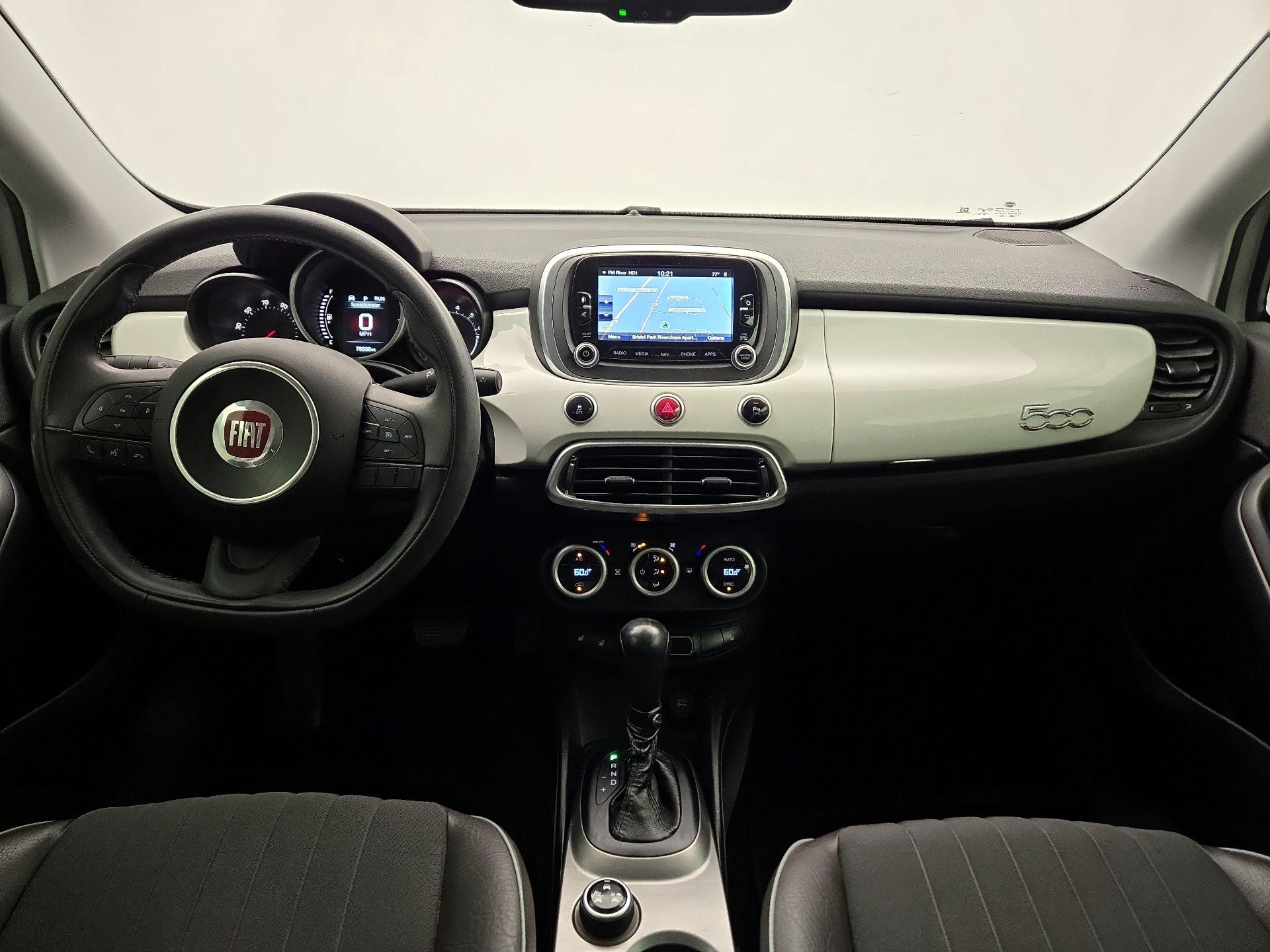 Thumbnail: 2016 Fiat 500X - 9