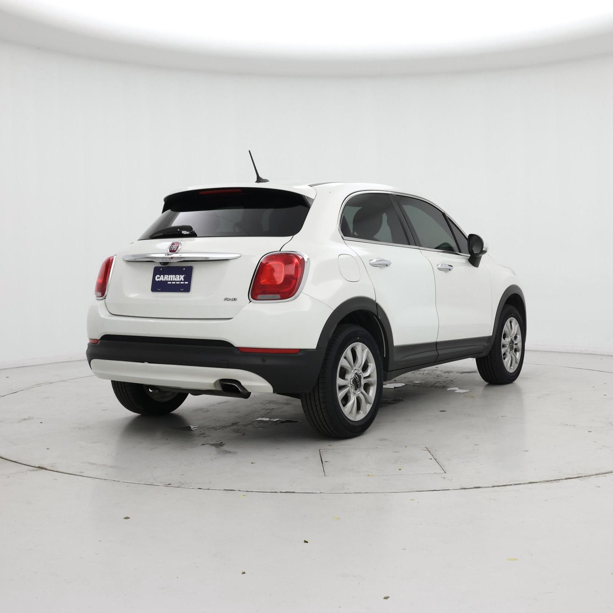 Thumbnail: 2016 Fiat 500X - 8
