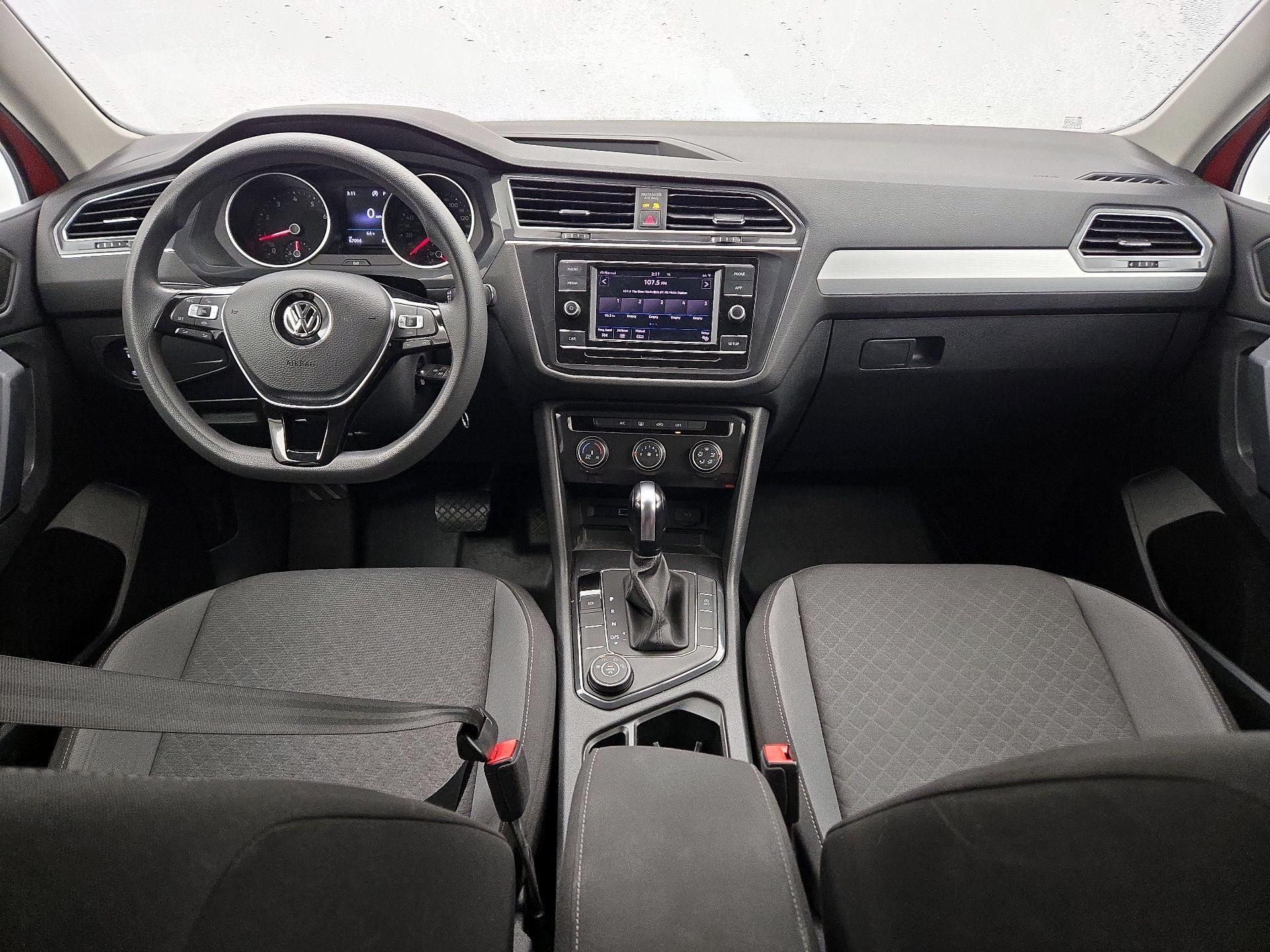 Thumbnail: 2019 Volkswagen Tiguan - 9