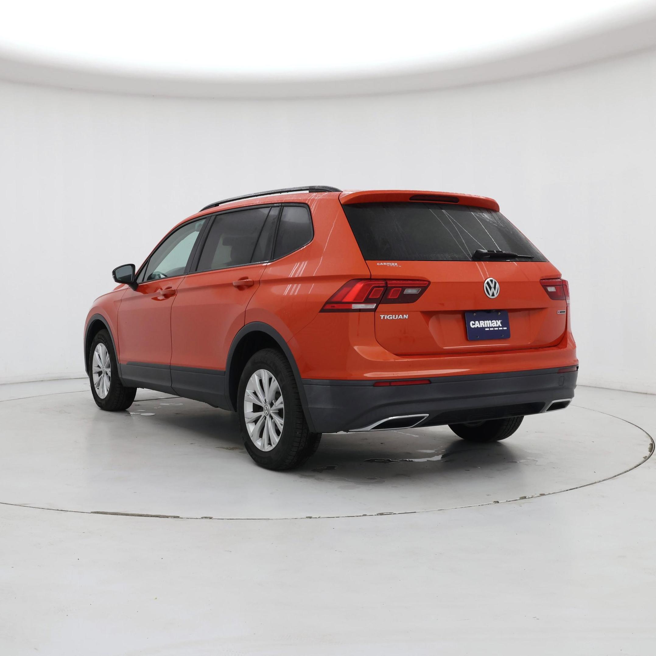 Thumbnail: 2019 Volkswagen Tiguan - 2