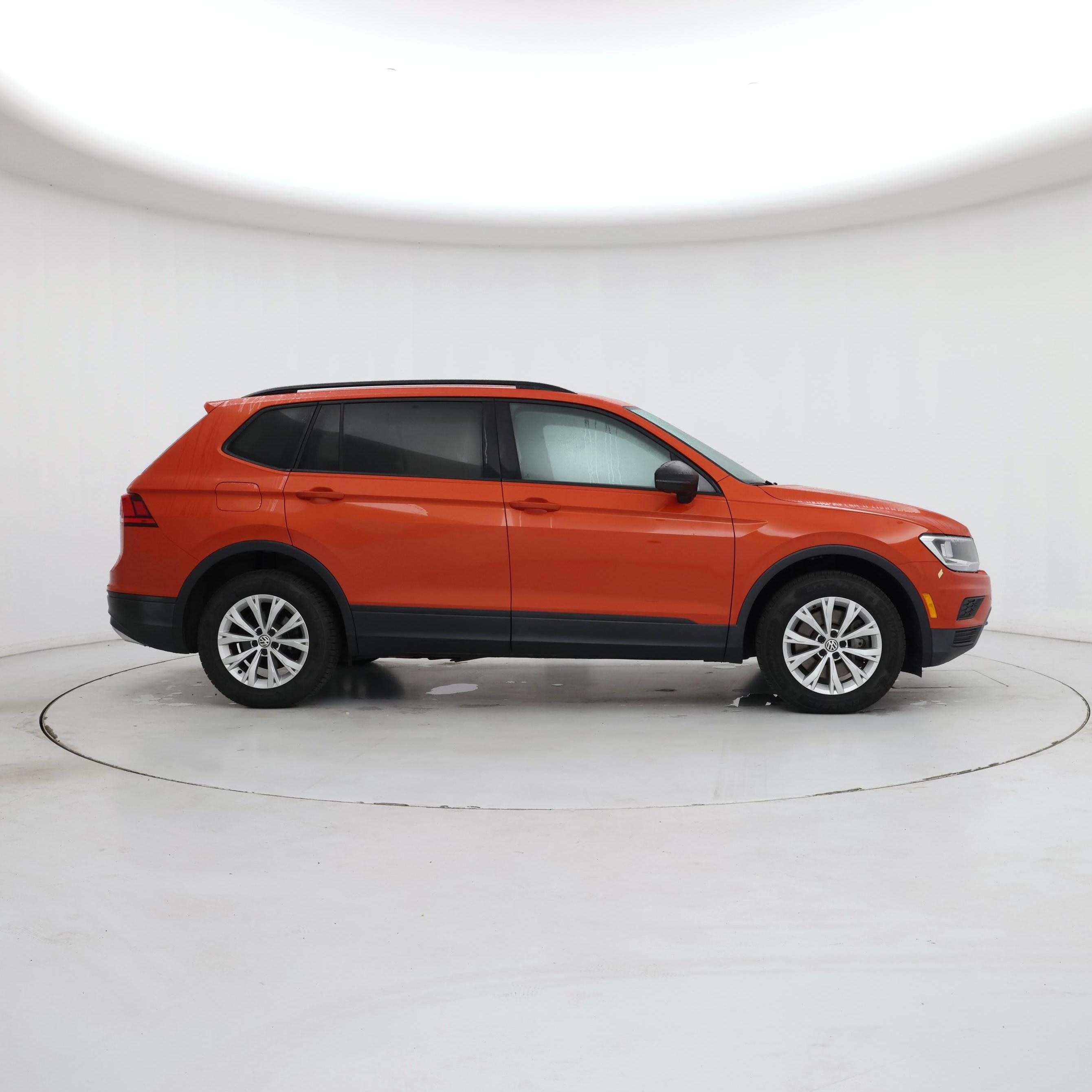 Thumbnail: 2019 Volkswagen Tiguan - 7
