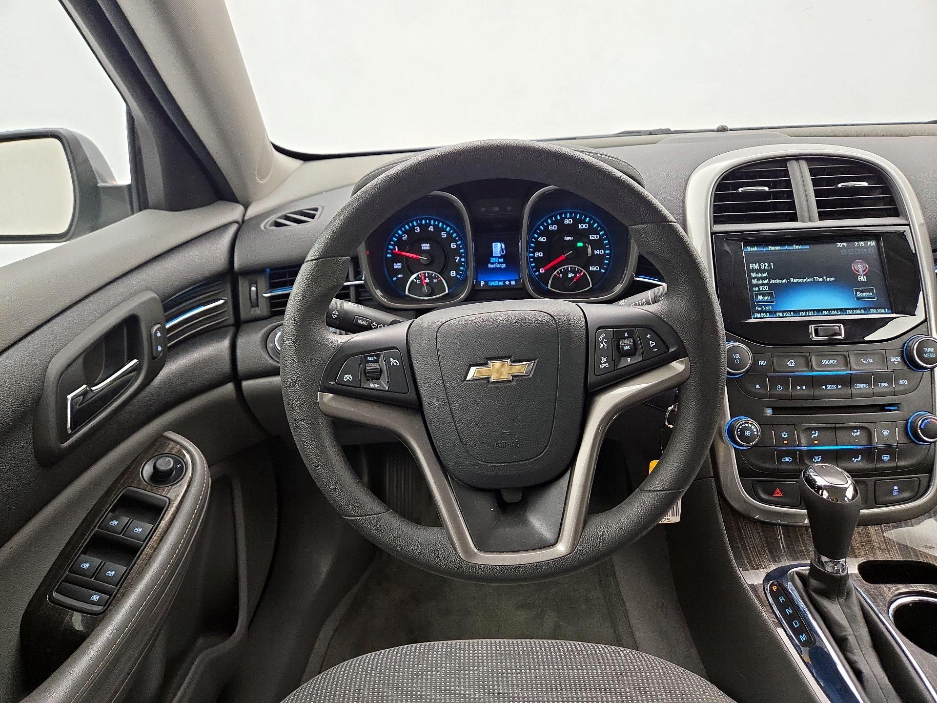 Thumbnail: 2015 Chevrolet Malibu - 10