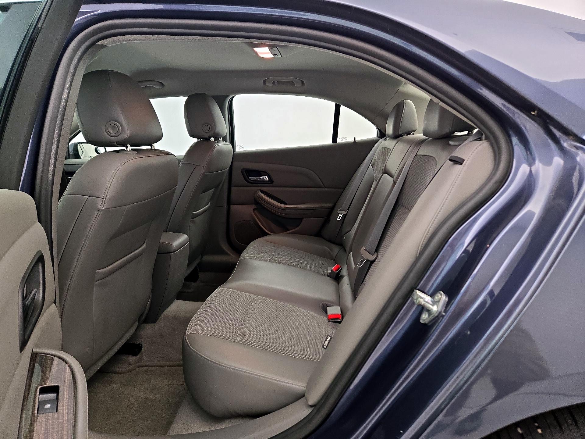 Thumbnail: 2015 Chevrolet Malibu - 19