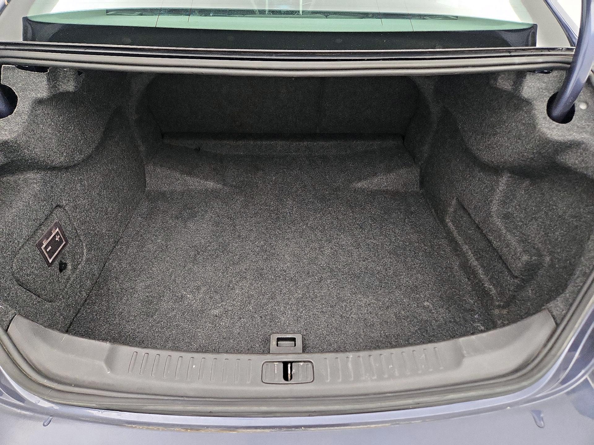 Thumbnail: 2015 Chevrolet Malibu - 20