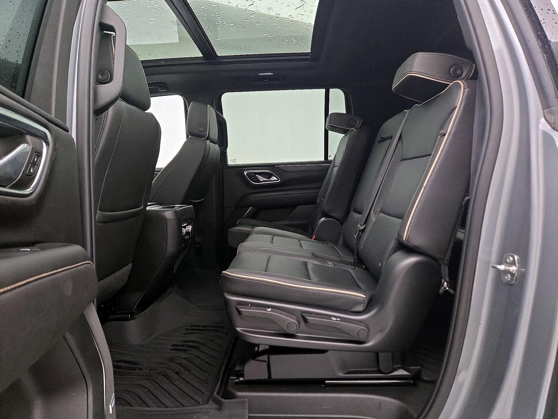 Thumbnail: 2023 GMC Yukon XL - 20
