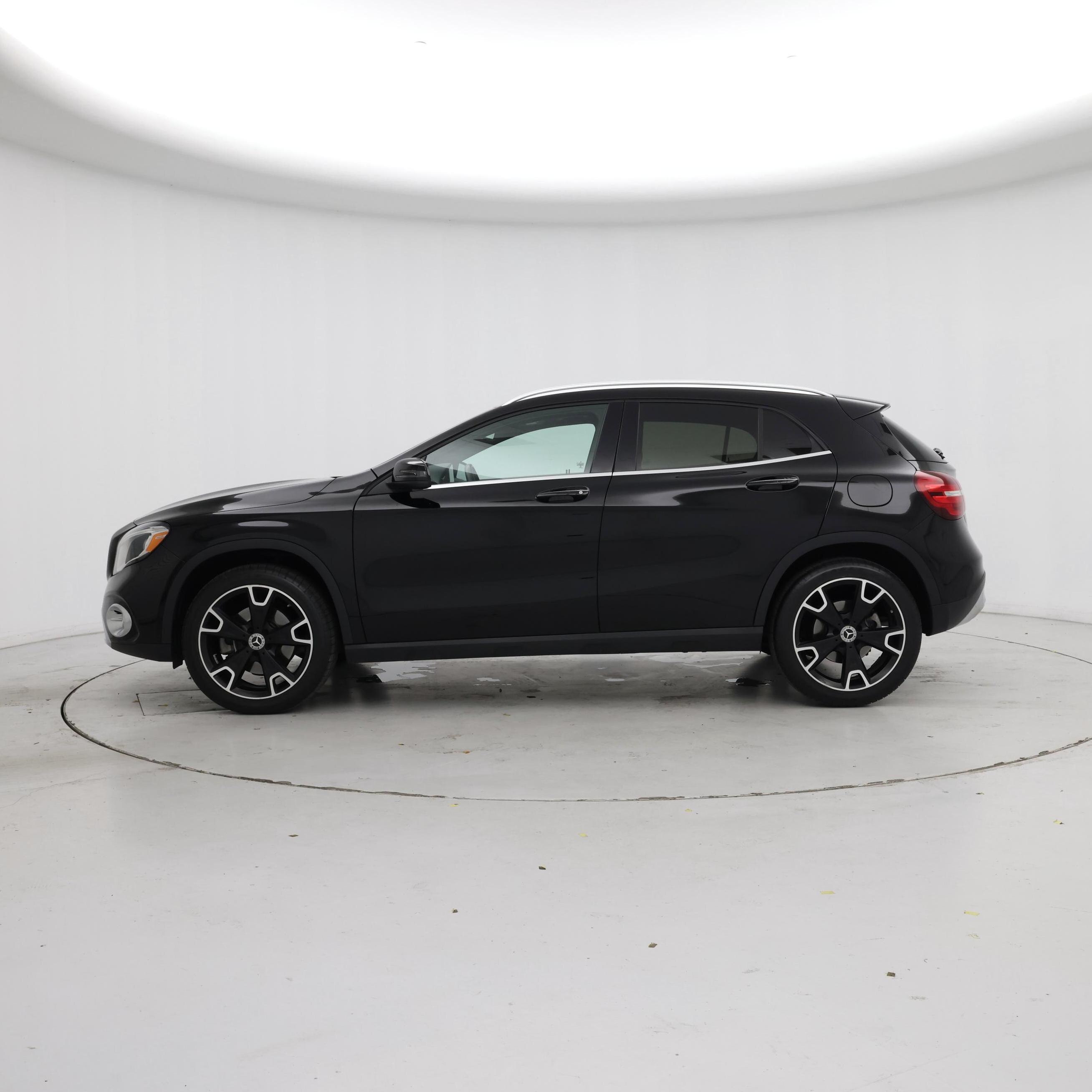 Thumbnail: 2018 Mercedes-Benz GLA - 3
