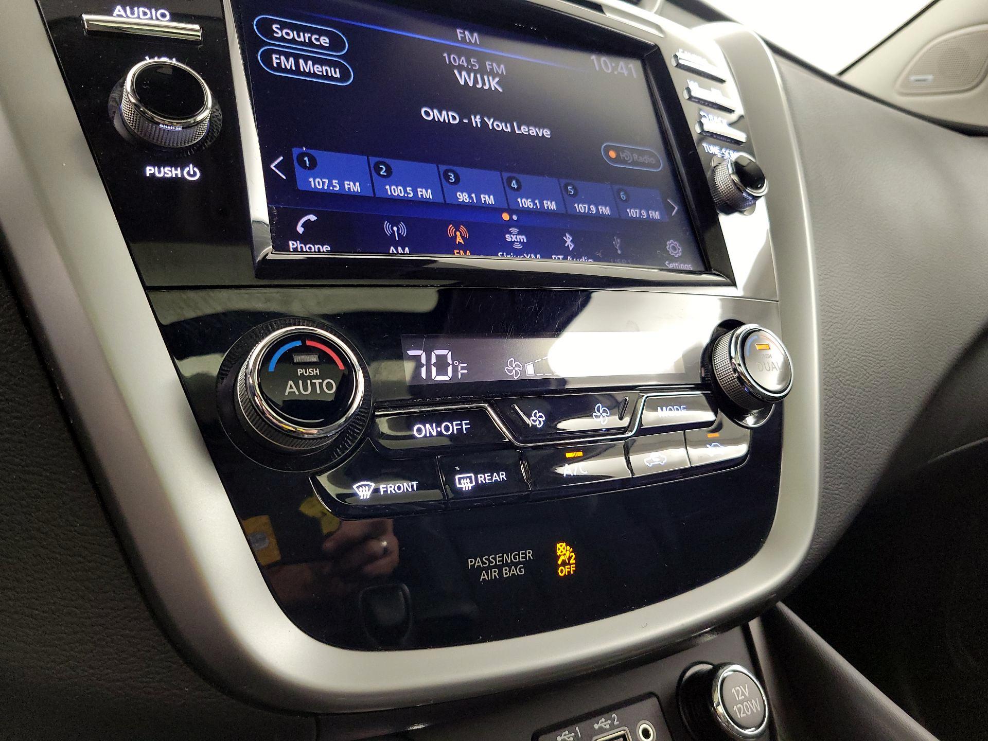 Thumbnail: 2020 Nissan Murano - 17
