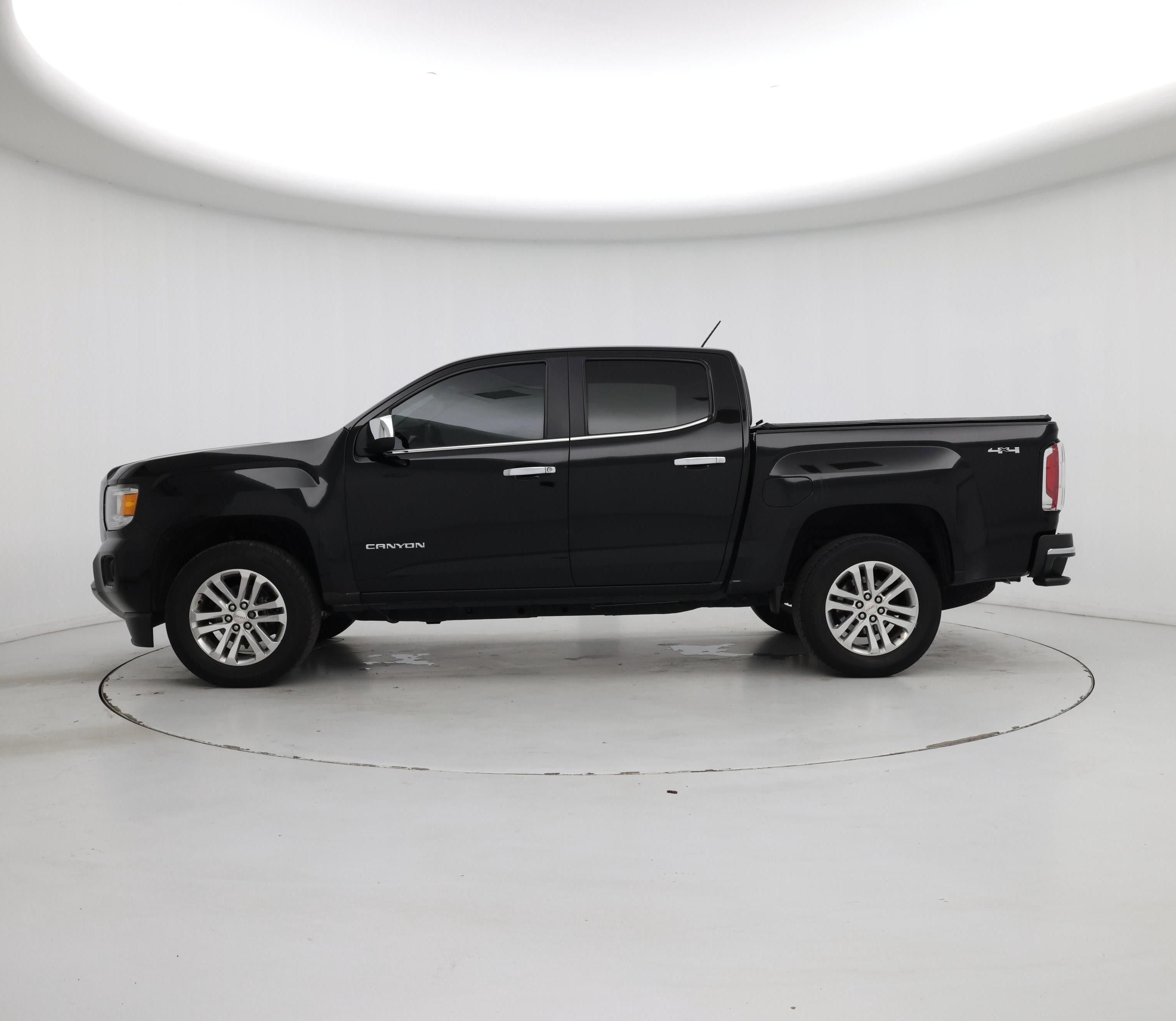 Thumbnail: 2017 GMC Canyon - 3