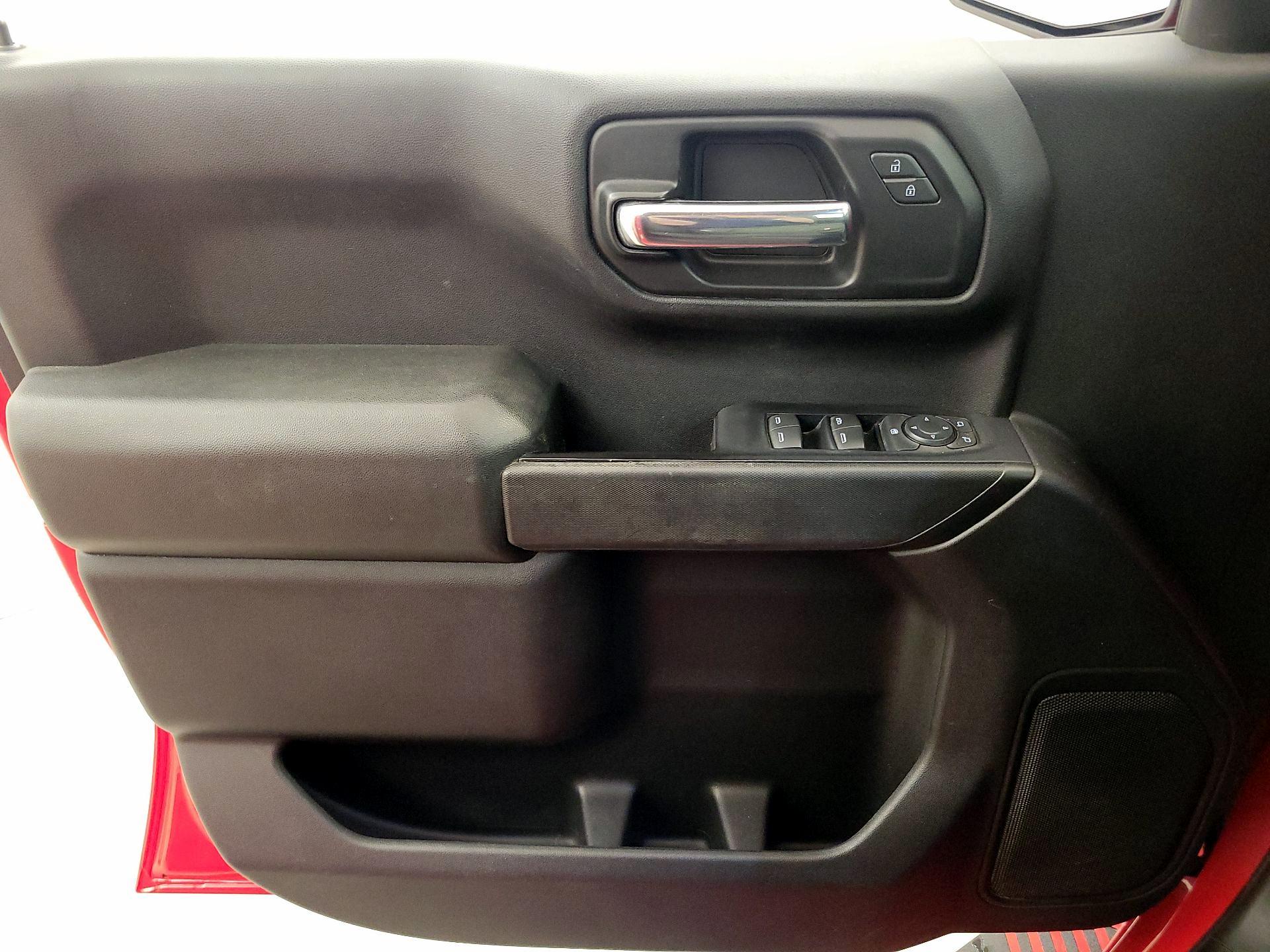 Thumbnail: 2019 Chevrolet Silverado 1500 - 12