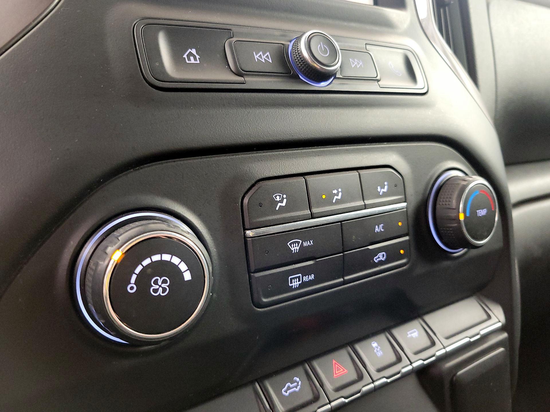 Thumbnail: 2019 Chevrolet Silverado 1500 - 16
