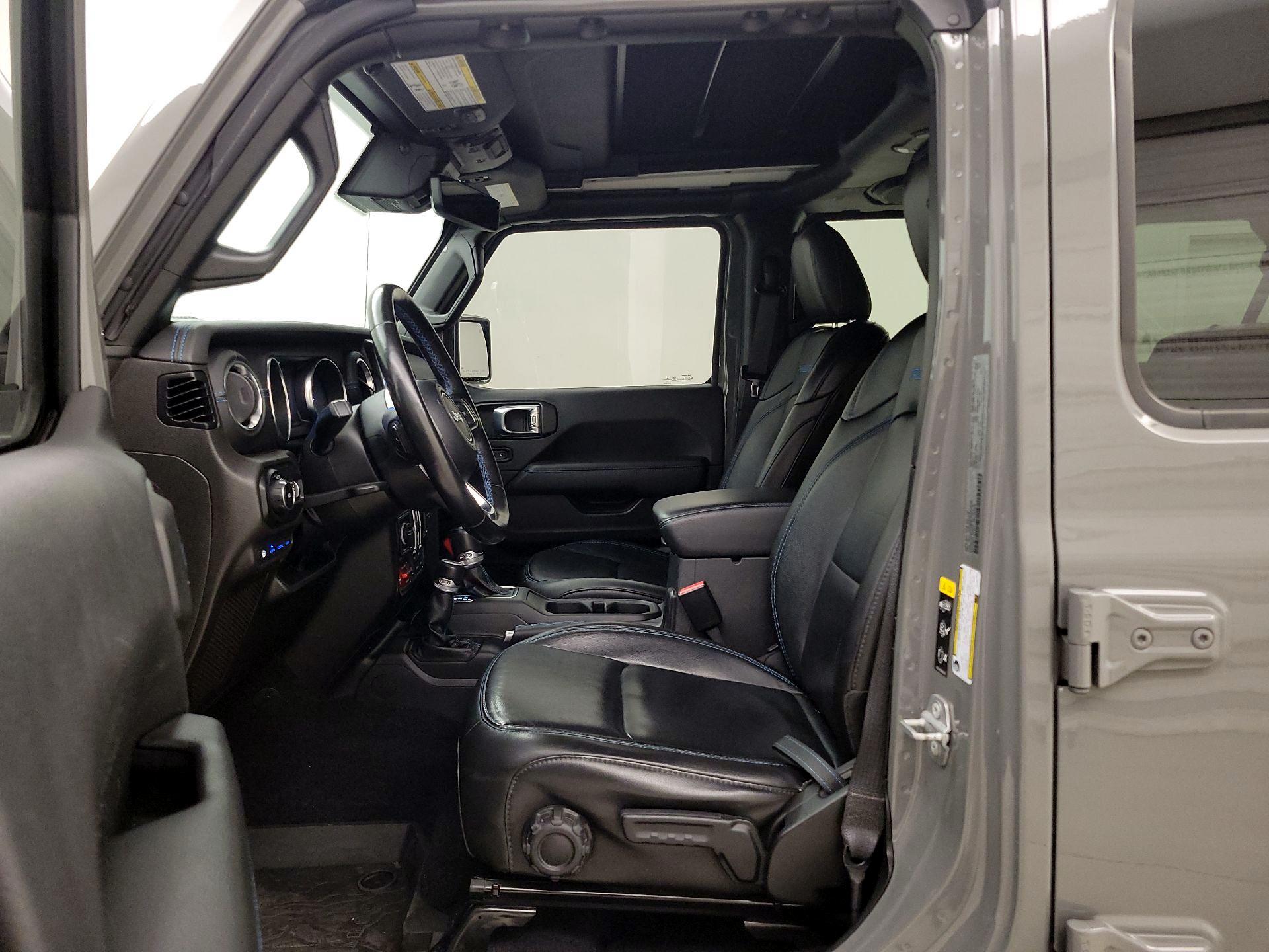 Thumbnail: 2021 Jeep Wrangler - 11