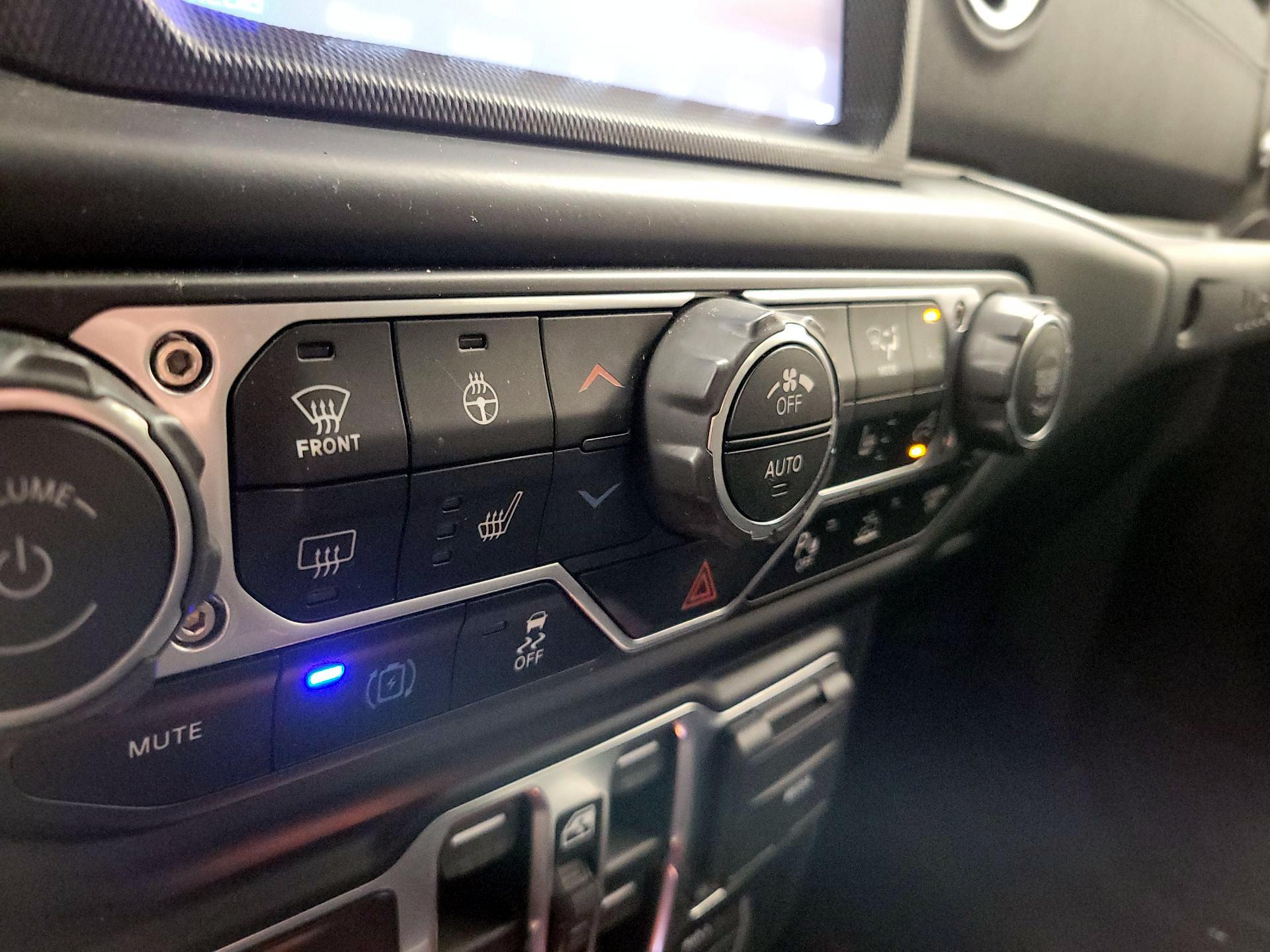 Thumbnail: 2021 Jeep Wrangler - 17