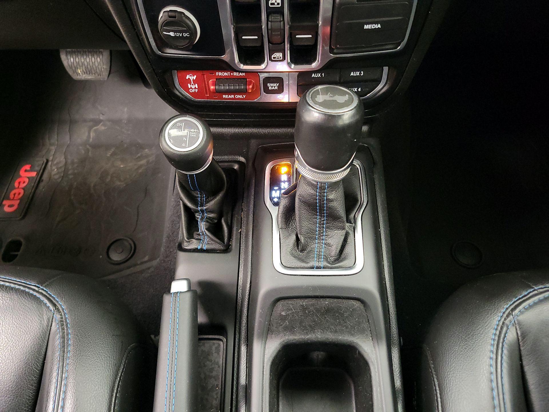 Thumbnail: 2021 Jeep Wrangler - 18