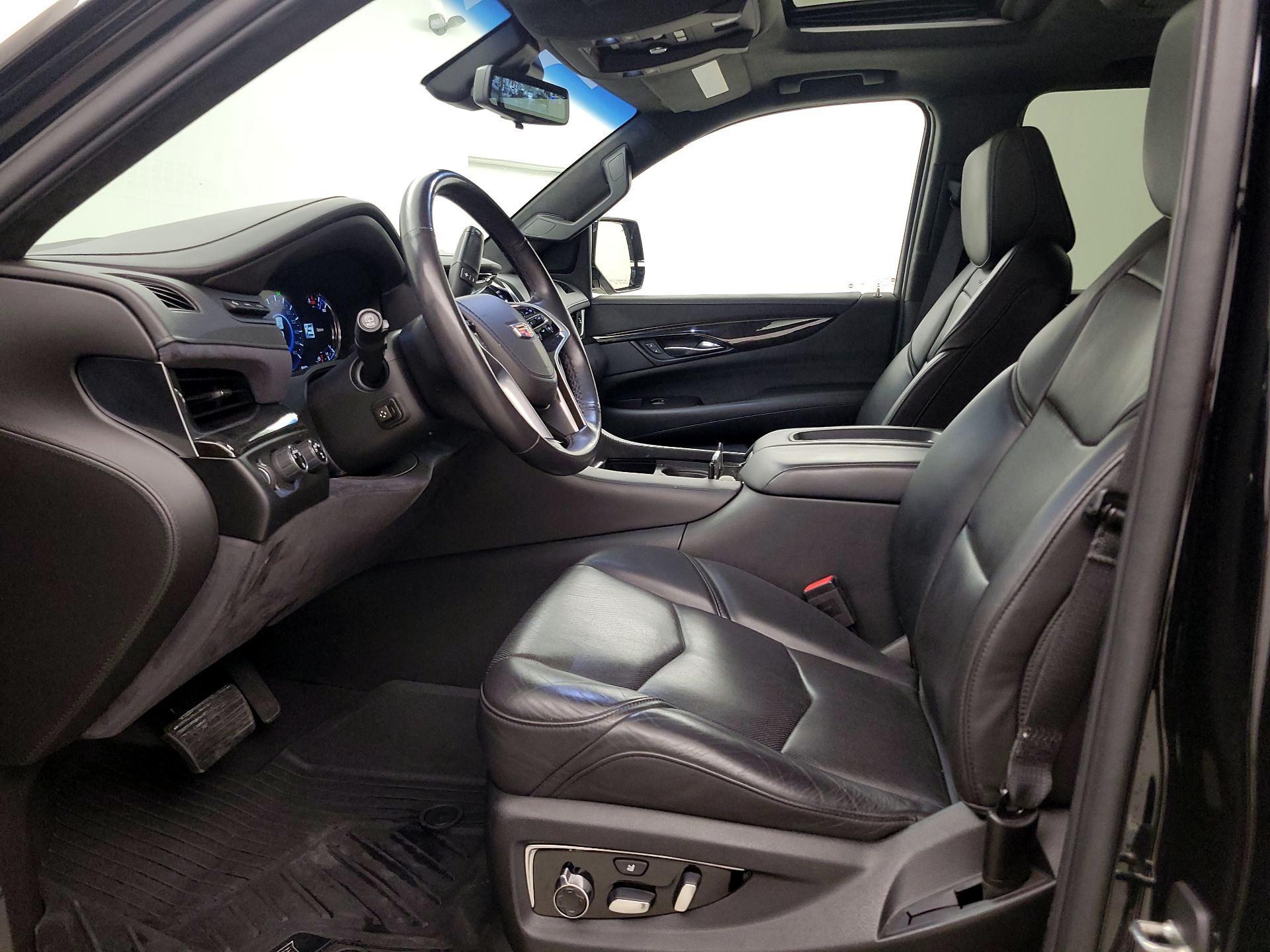 Thumbnail: 2019 Cadillac Escalade - 11
