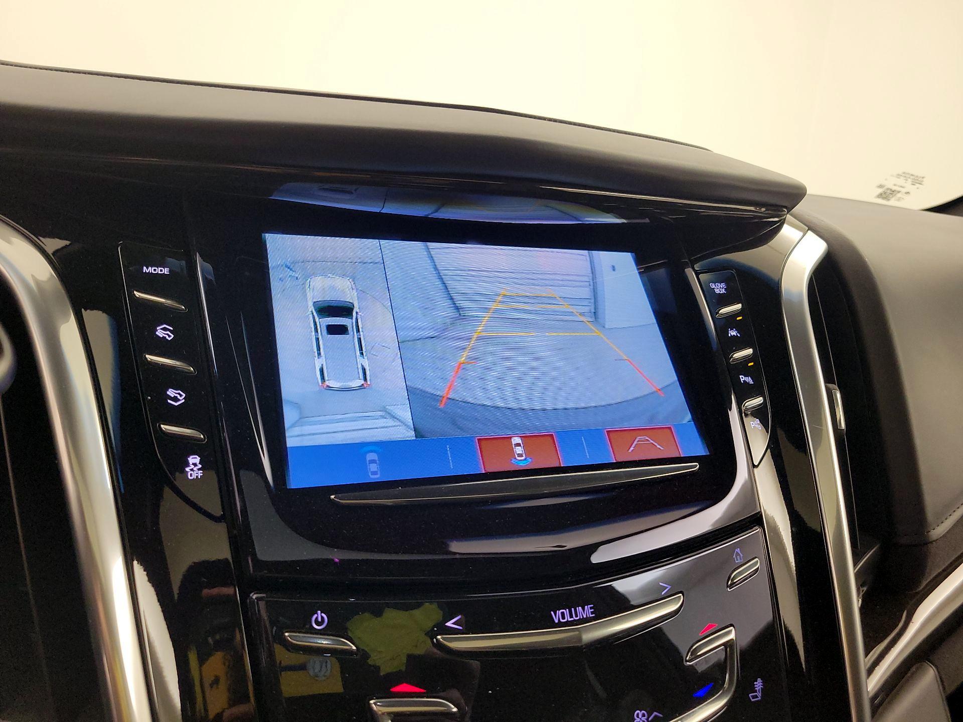 Thumbnail: 2019 Cadillac Escalade - 15