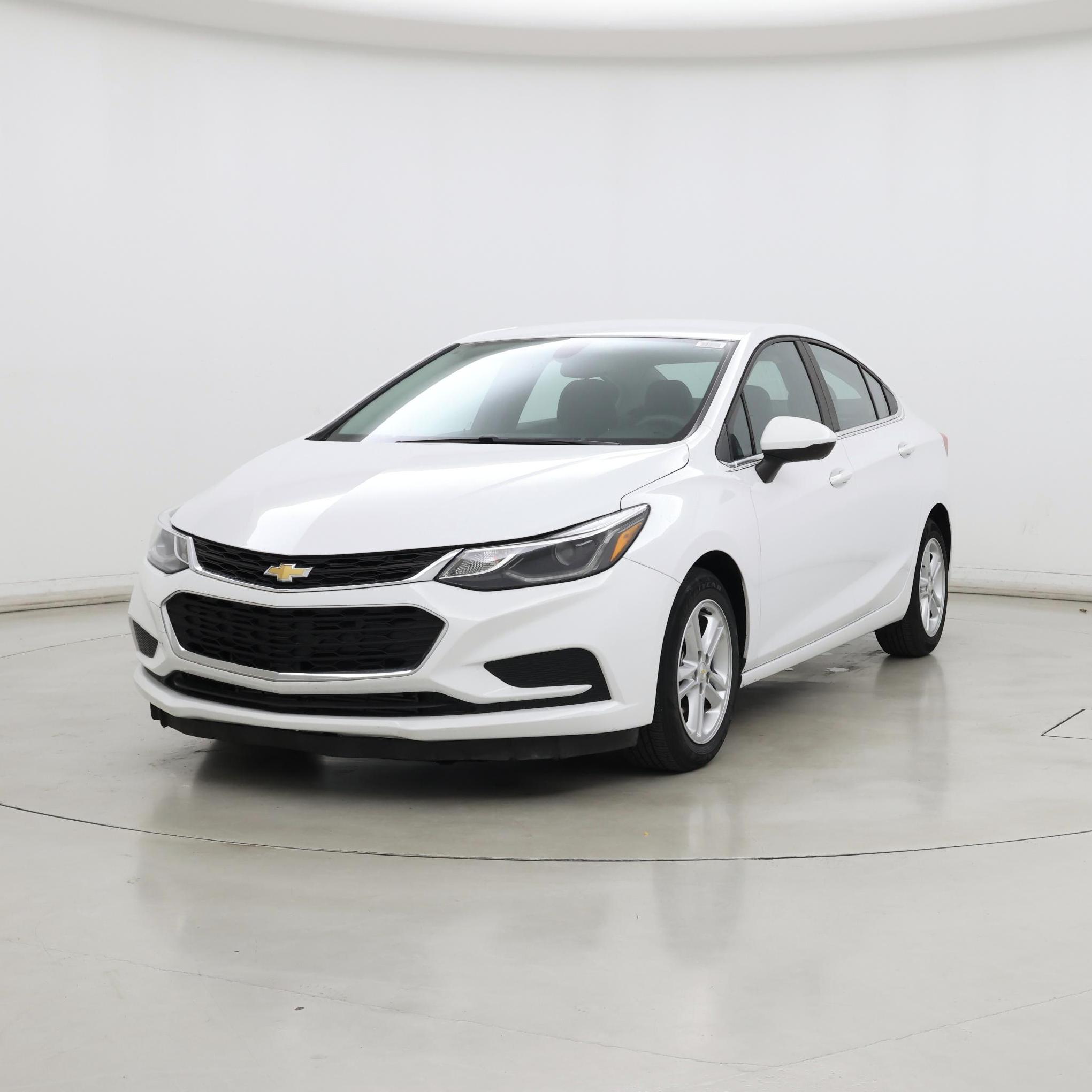 Thumbnail: 2017 Chevrolet Cruze - 4