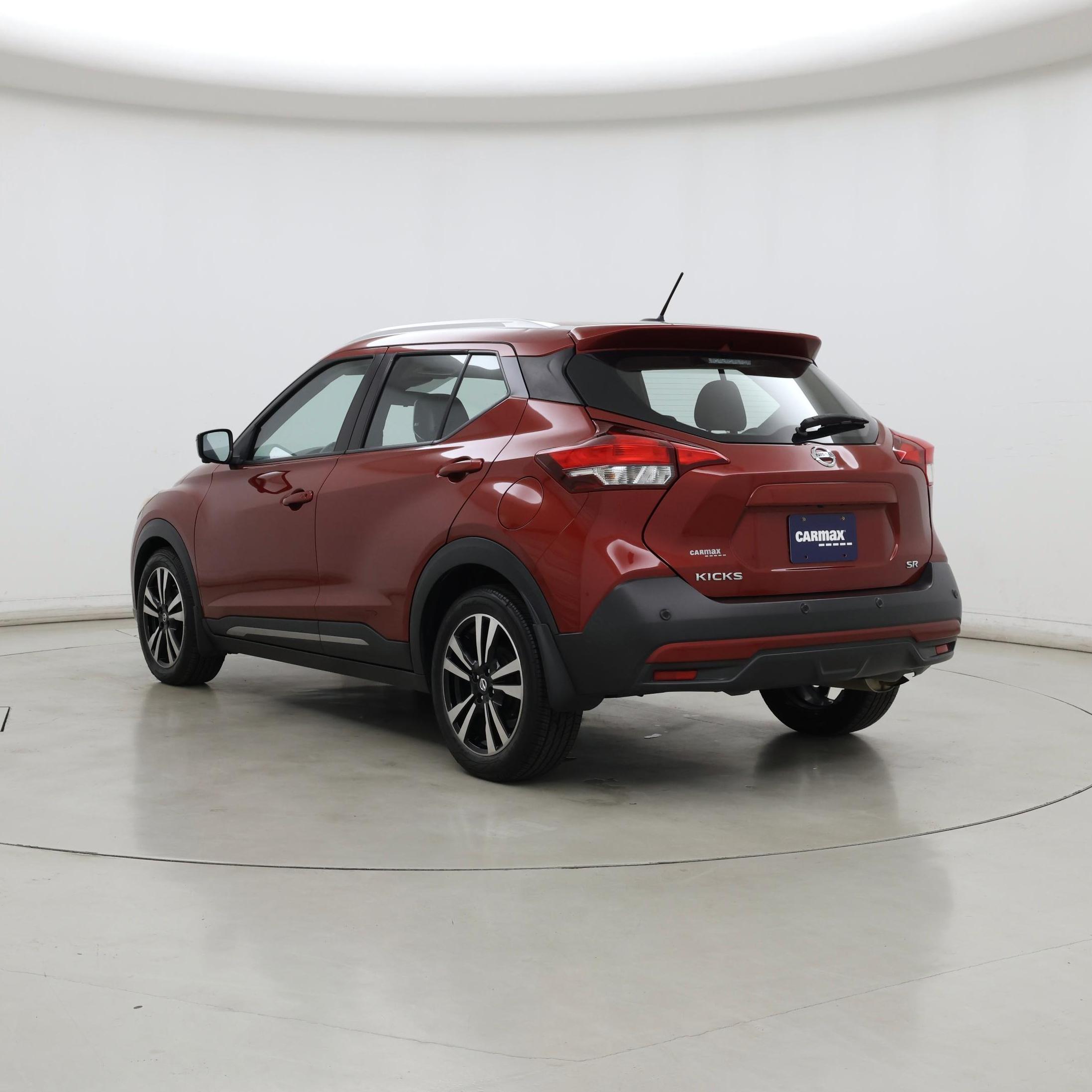 Thumbnail: 2020 Nissan Kicks - 2