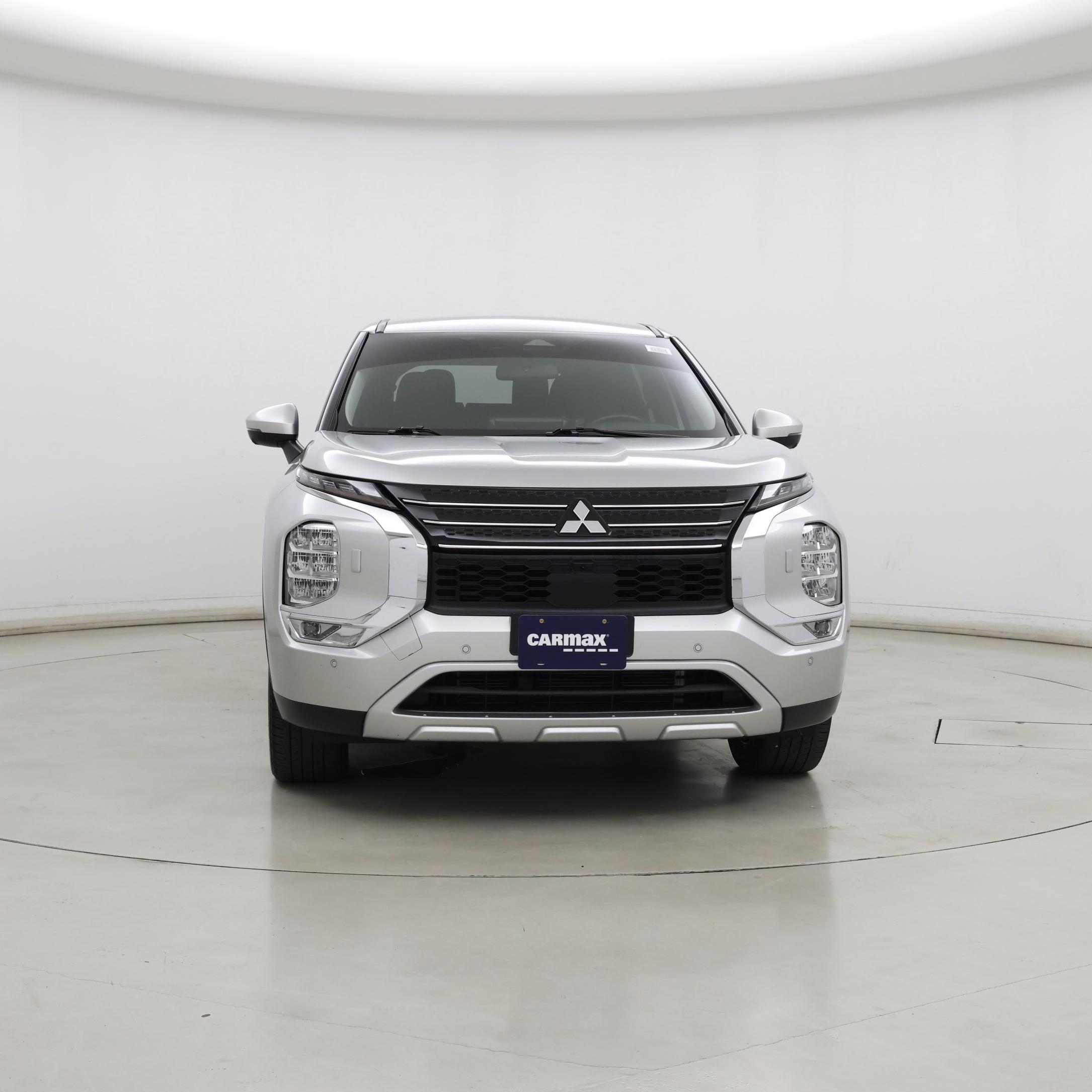 Thumbnail: 2024 Mitsubishi Outlander - 5