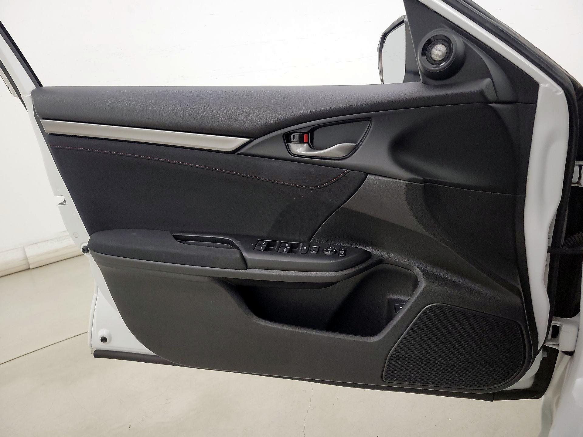 Thumbnail: 2019 Honda Civic - 12