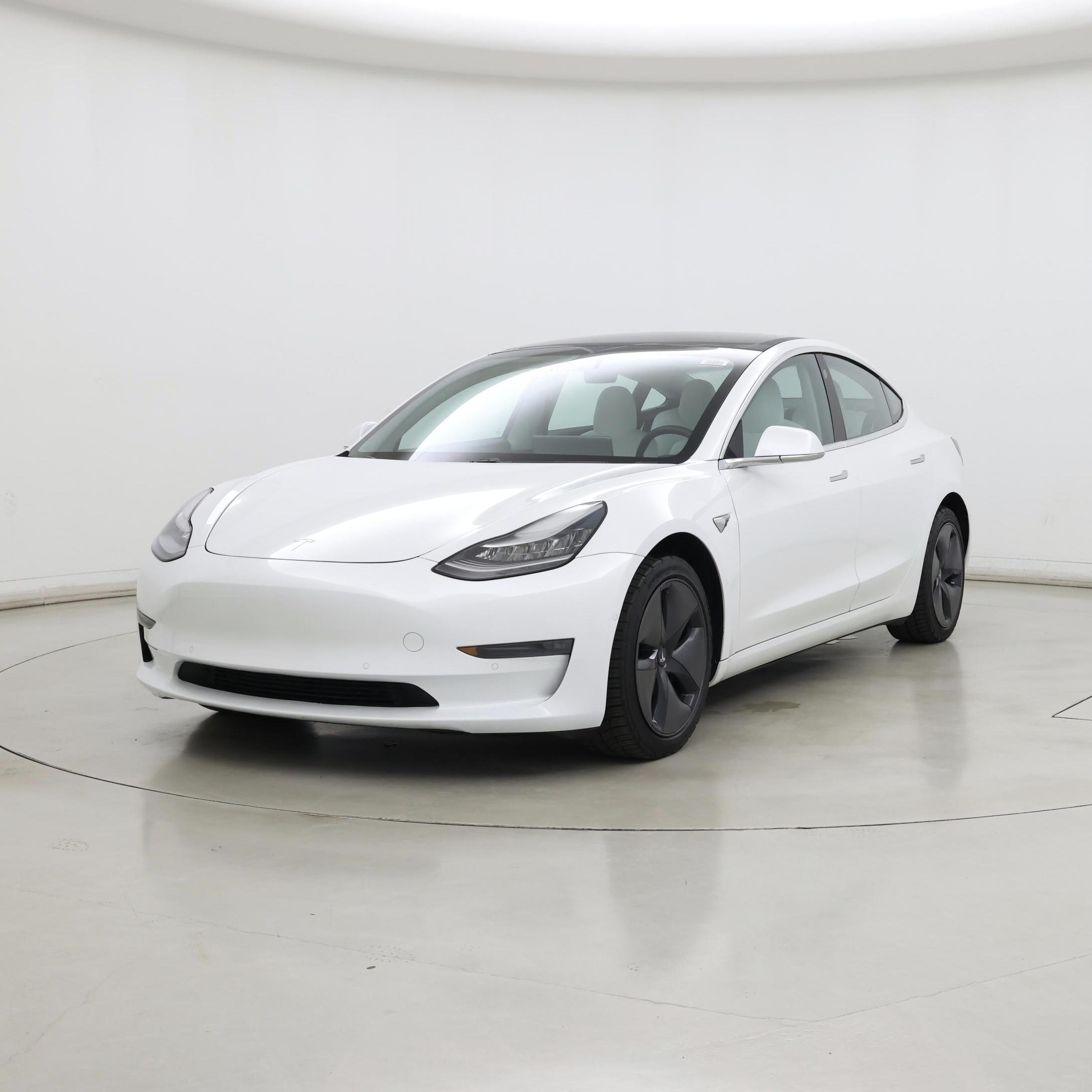 Thumbnail: 2020 Tesla Model 3 - 4