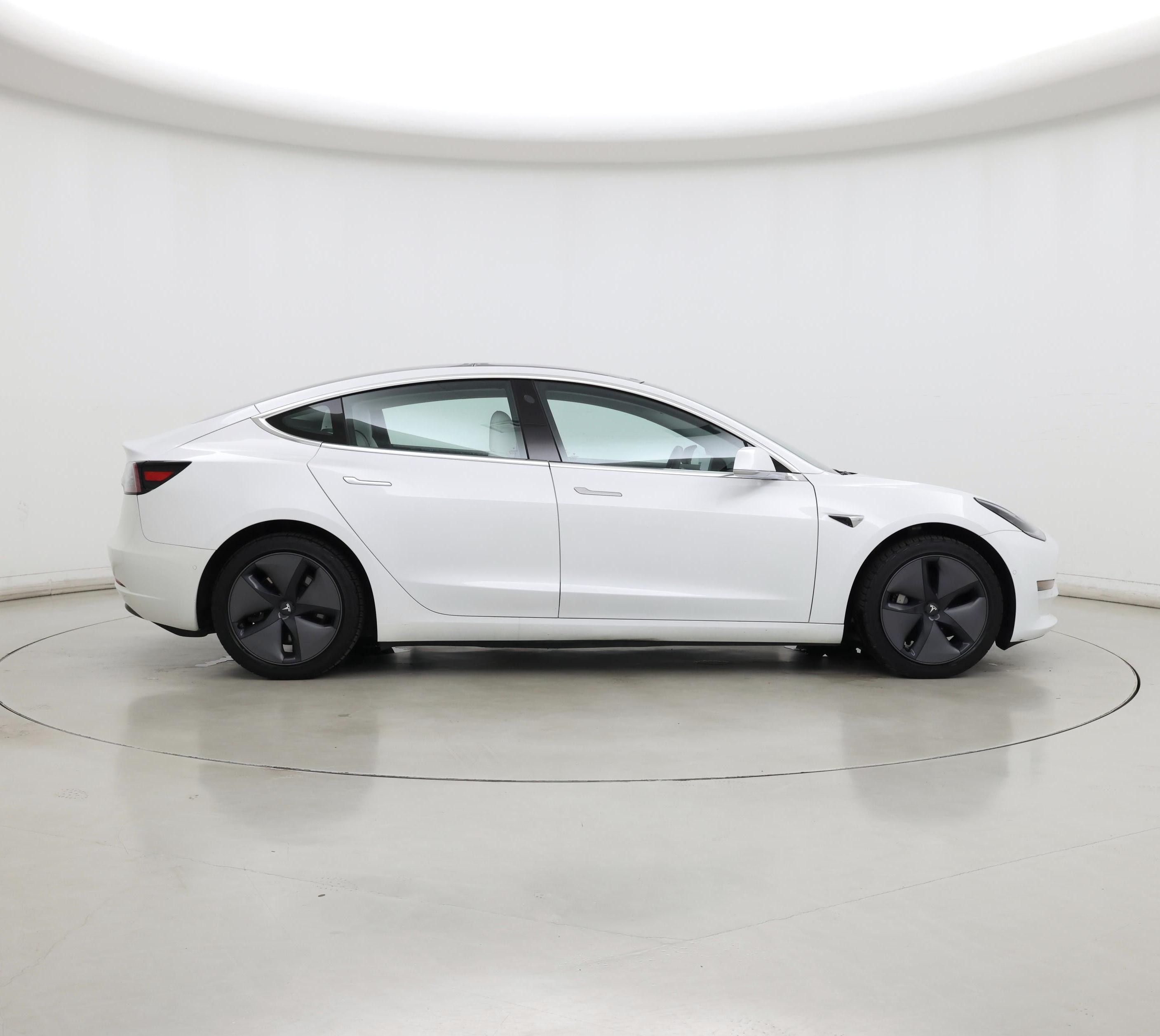 Thumbnail: 2020 Tesla Model 3 - 7