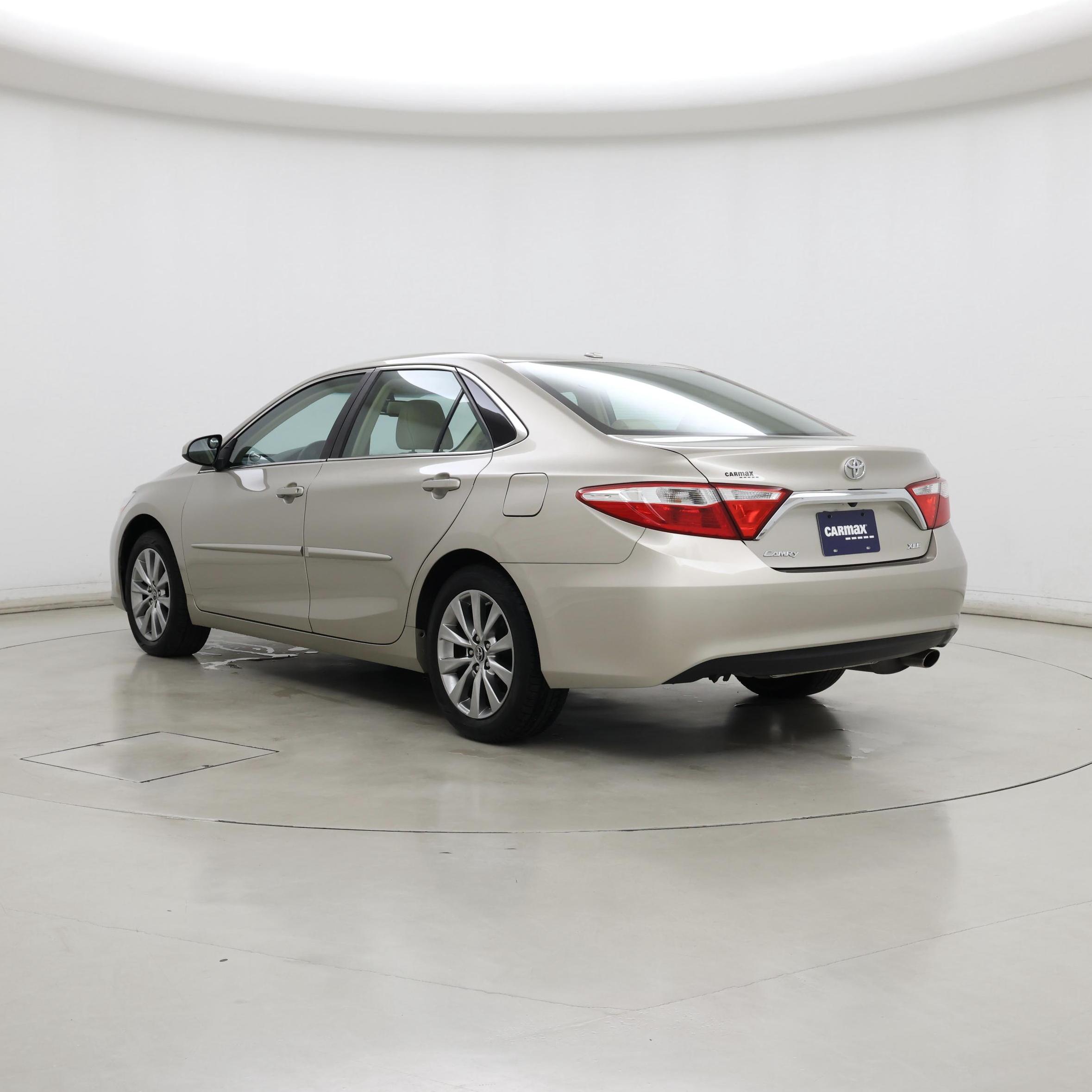 Thumbnail: 2015 Toyota Camry - 2