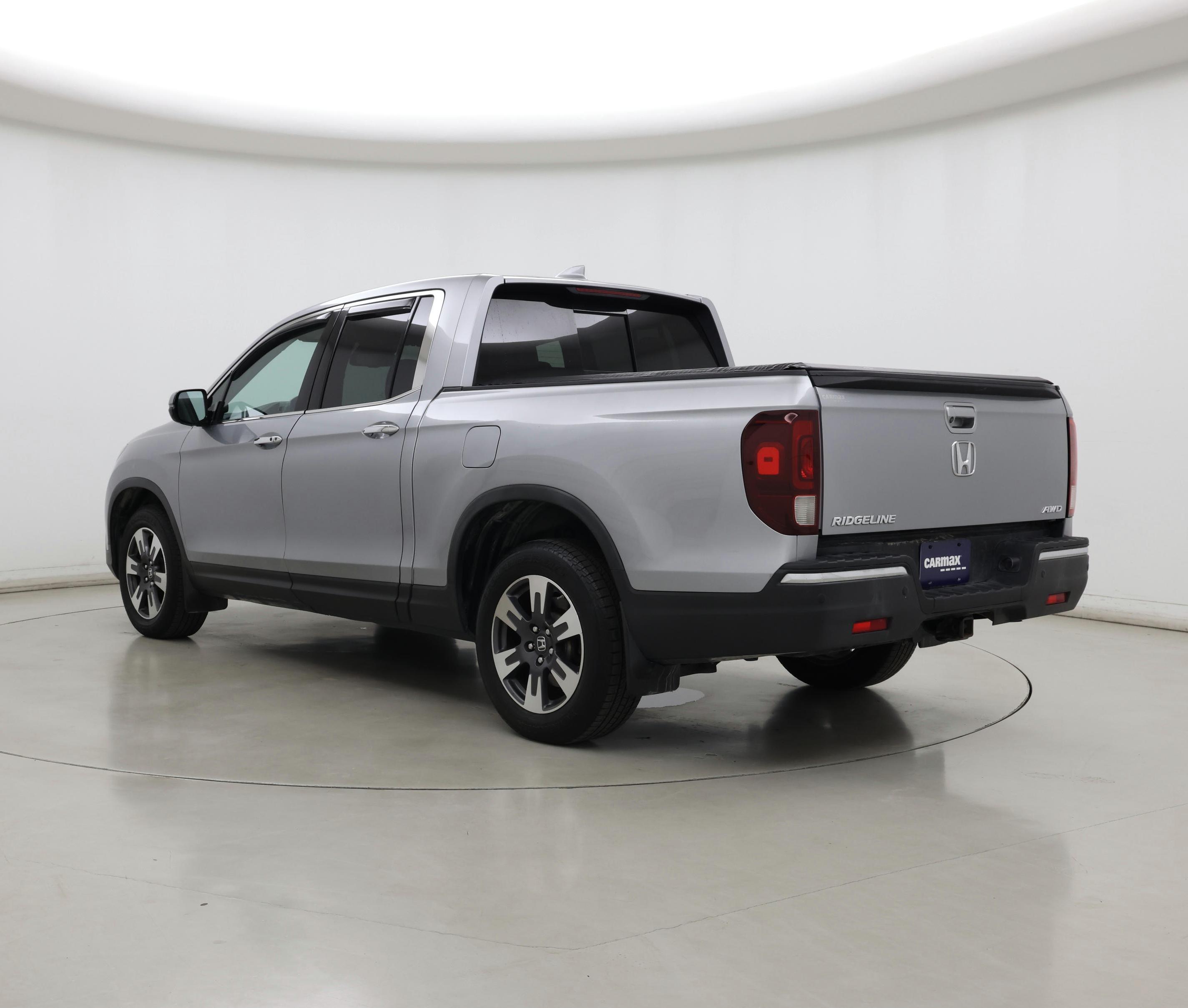 Thumbnail: 2017 Honda Ridgeline - 2