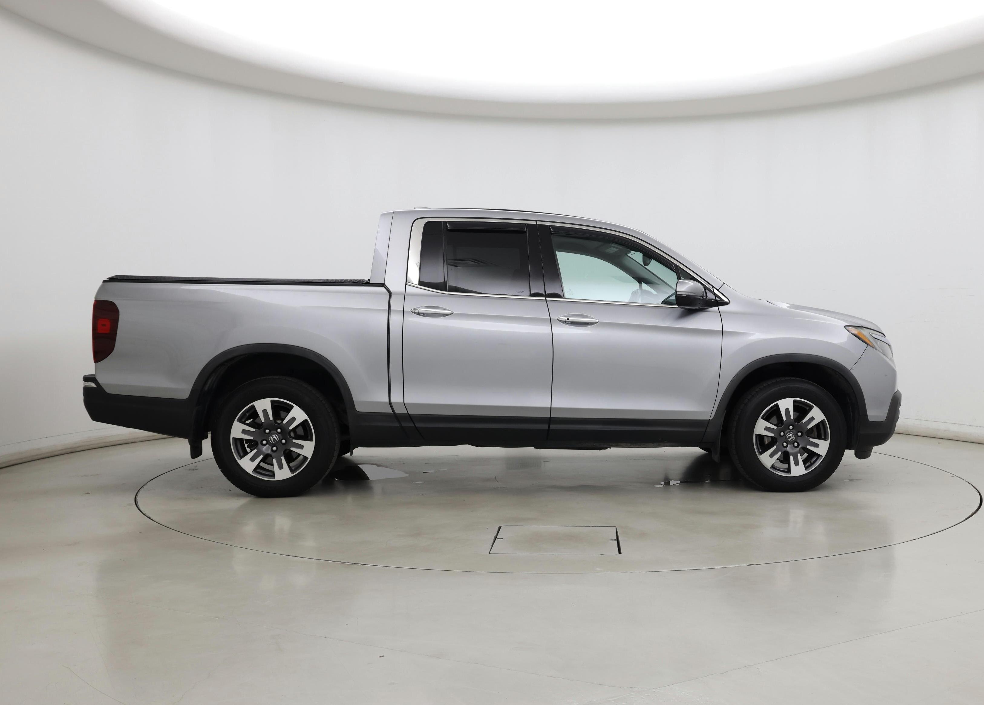 Thumbnail: 2017 Honda Ridgeline - 7