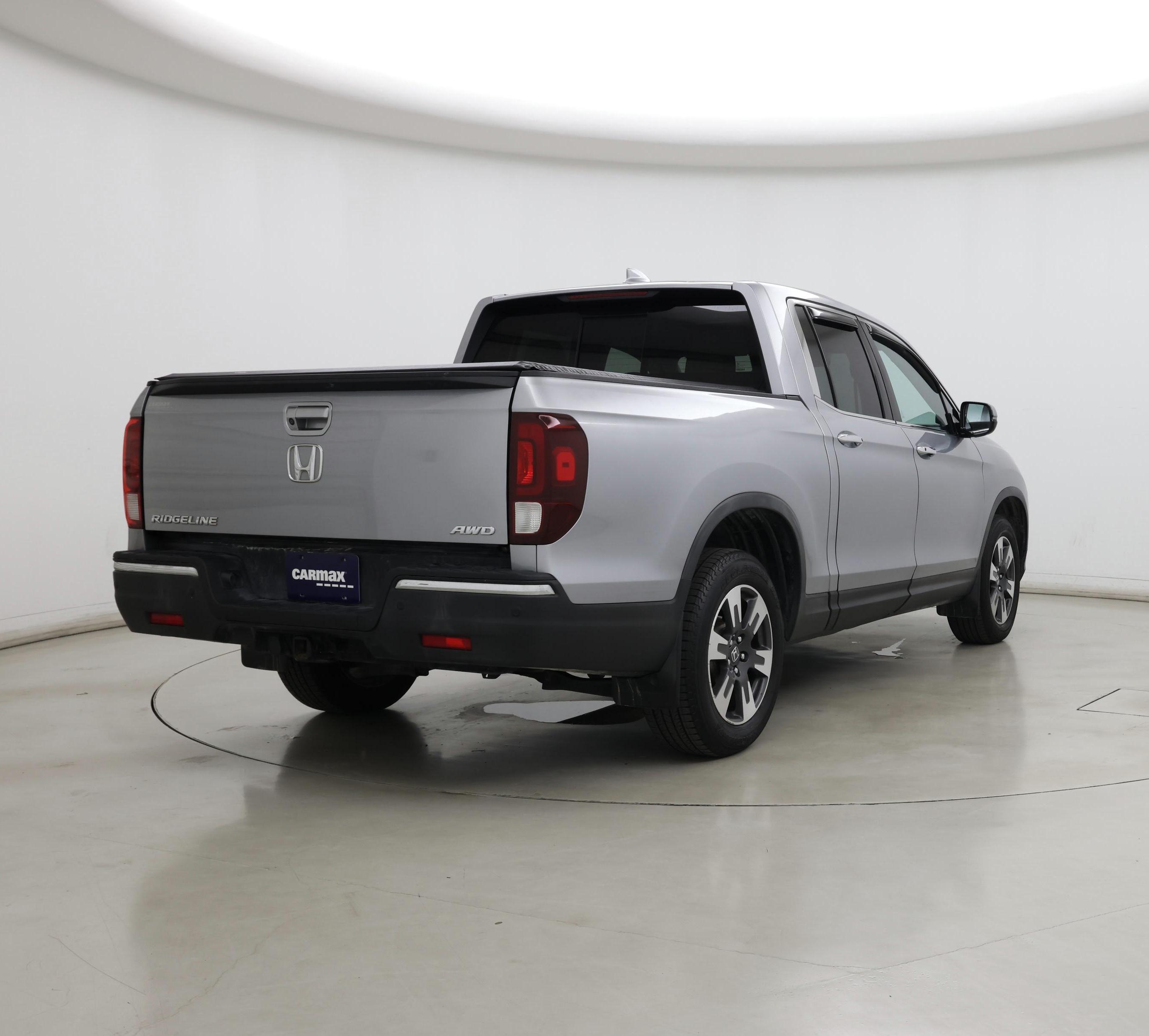 Thumbnail: 2017 Honda Ridgeline - 8