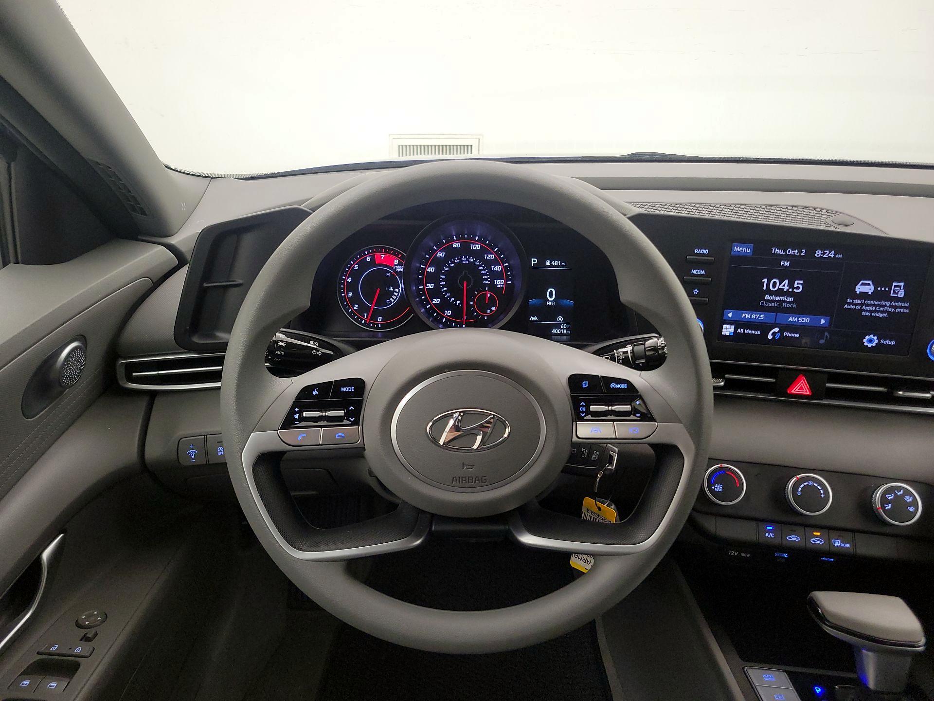 Thumbnail: 2023 Hyundai Elantra - 10