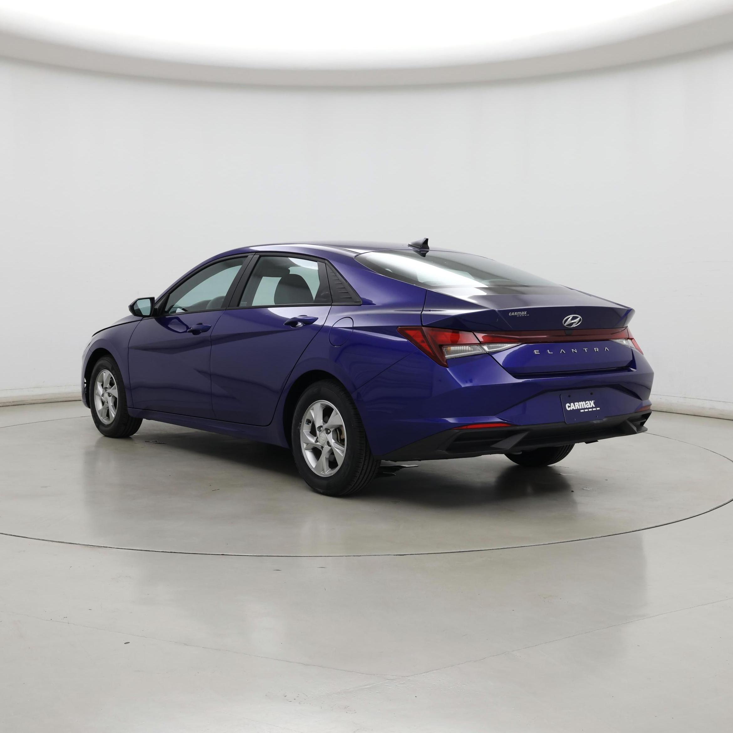 Thumbnail: 2023 Hyundai Elantra - 2