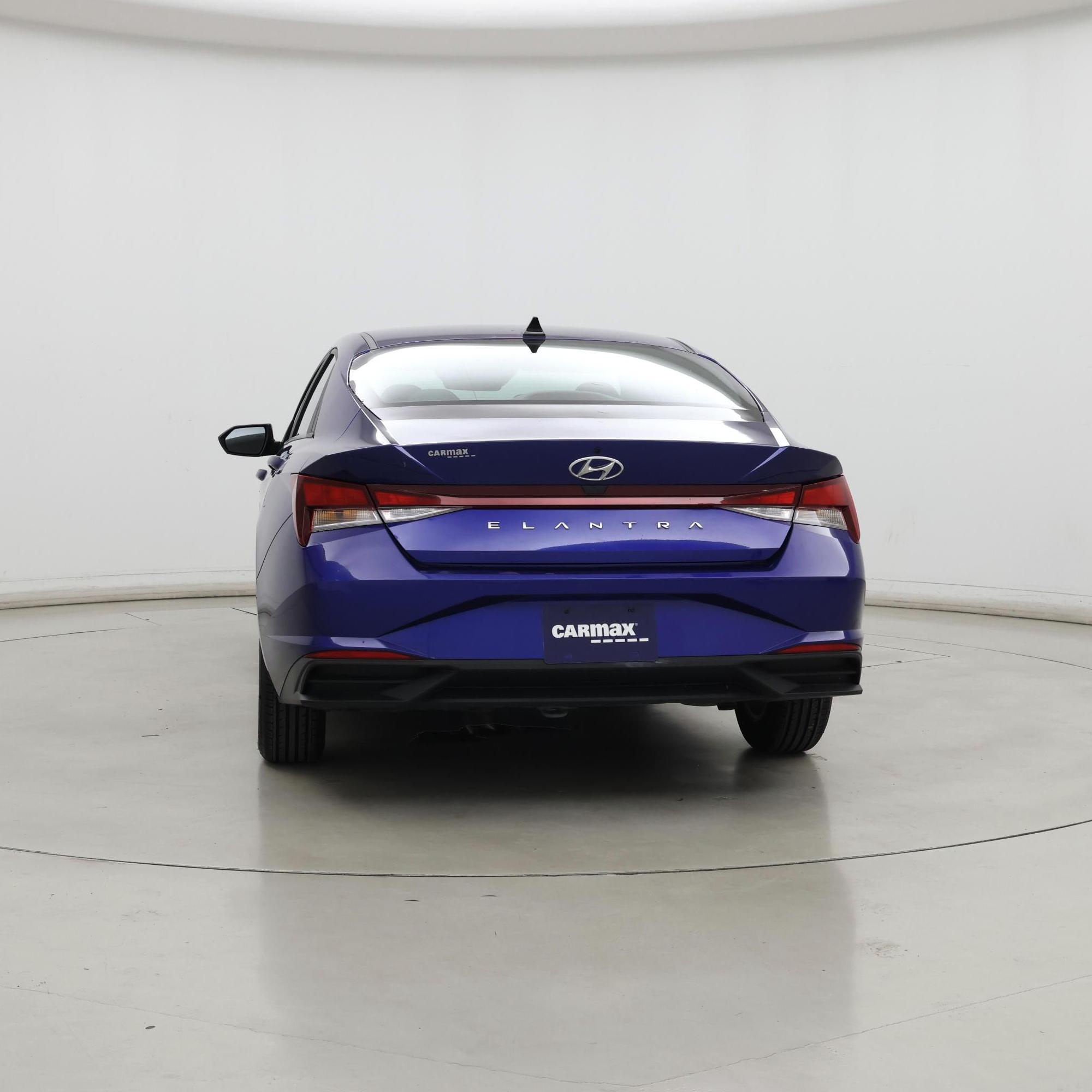 Thumbnail: 2023 Hyundai Elantra - 6