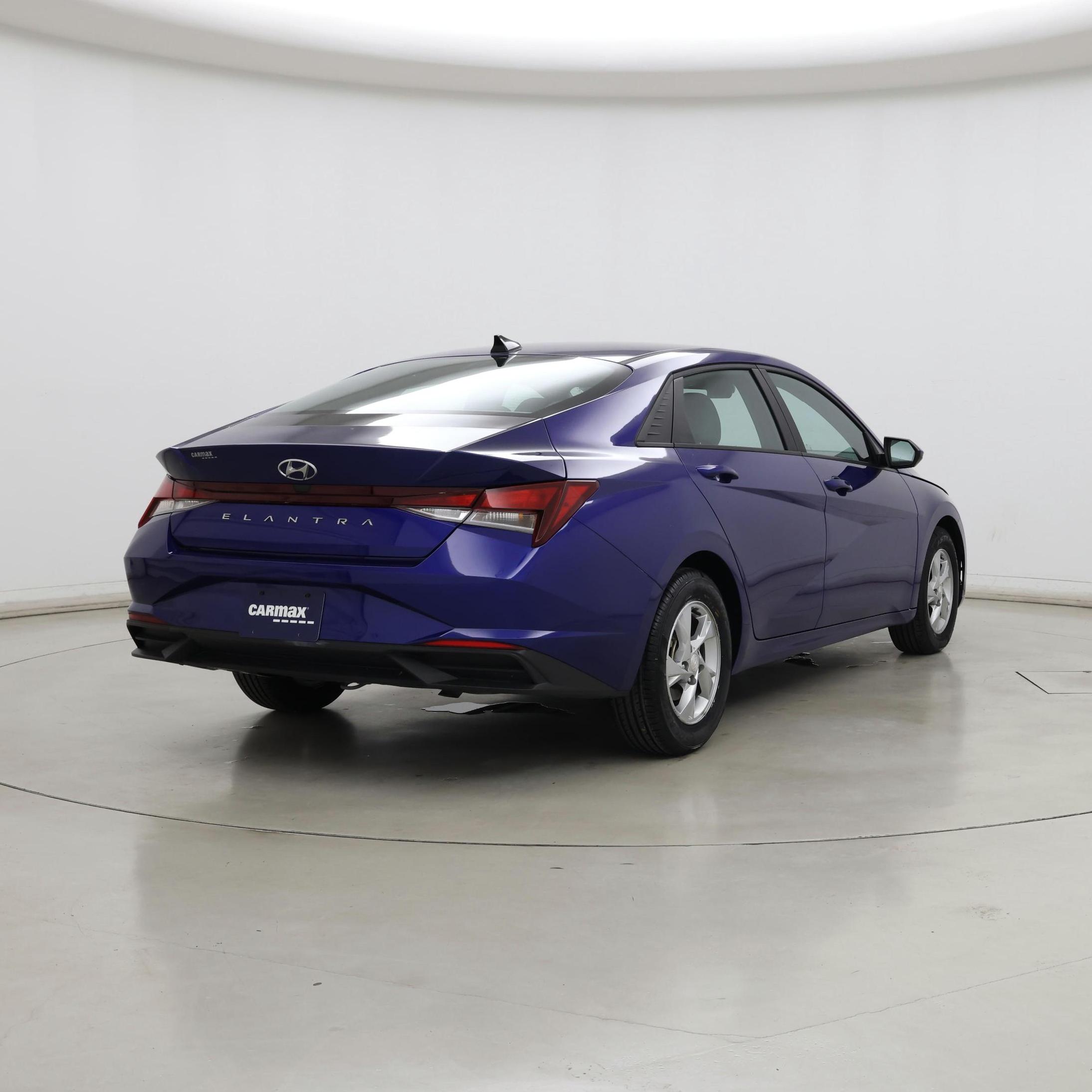 Thumbnail: 2023 Hyundai Elantra - 8