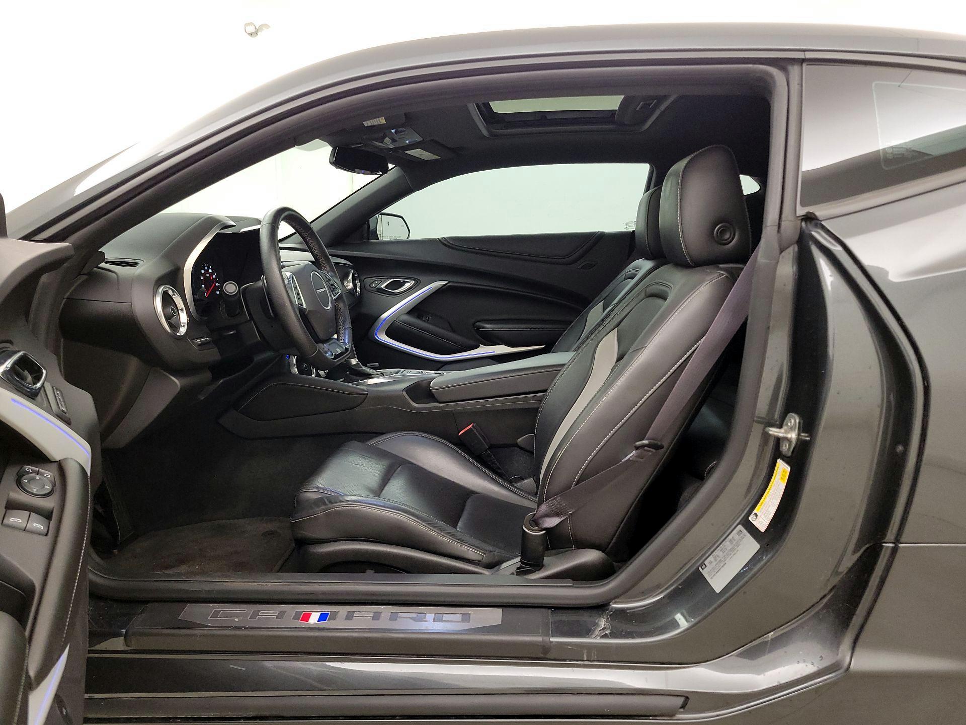 Thumbnail: 2016 Chevrolet Camaro - 11