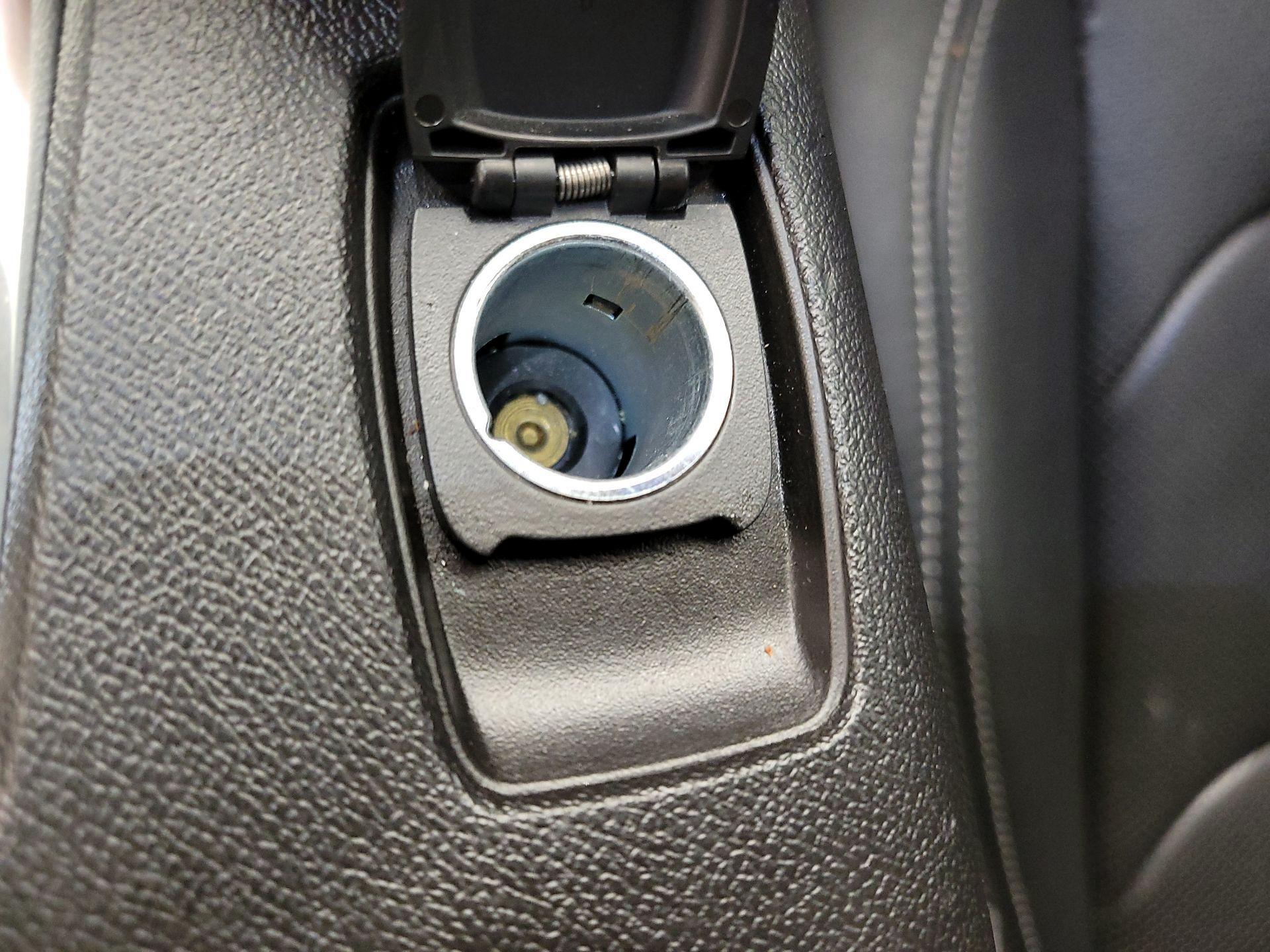 Thumbnail: 2016 Chevrolet Camaro - 19