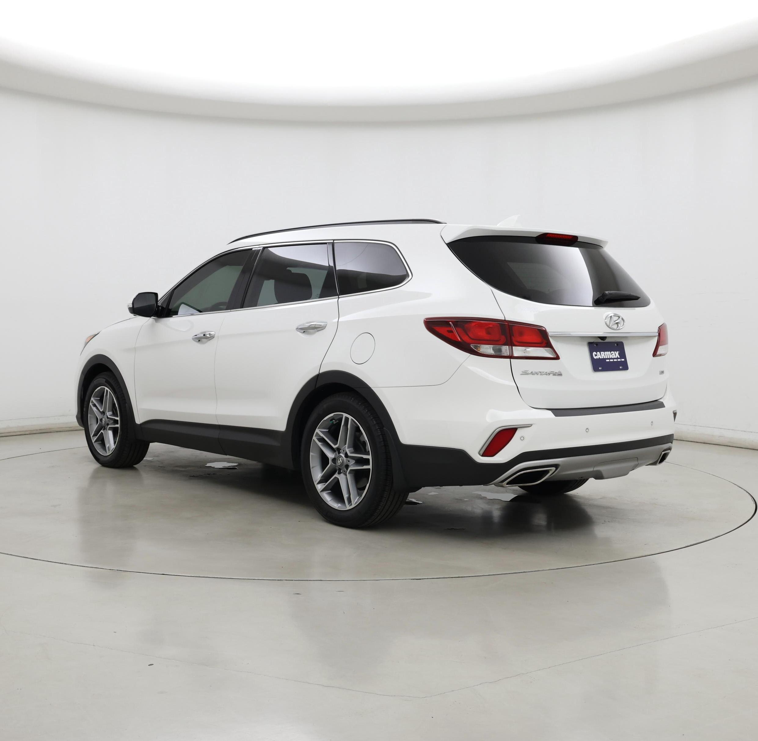 Thumbnail: 2017 Hyundai Santa Fe - 2