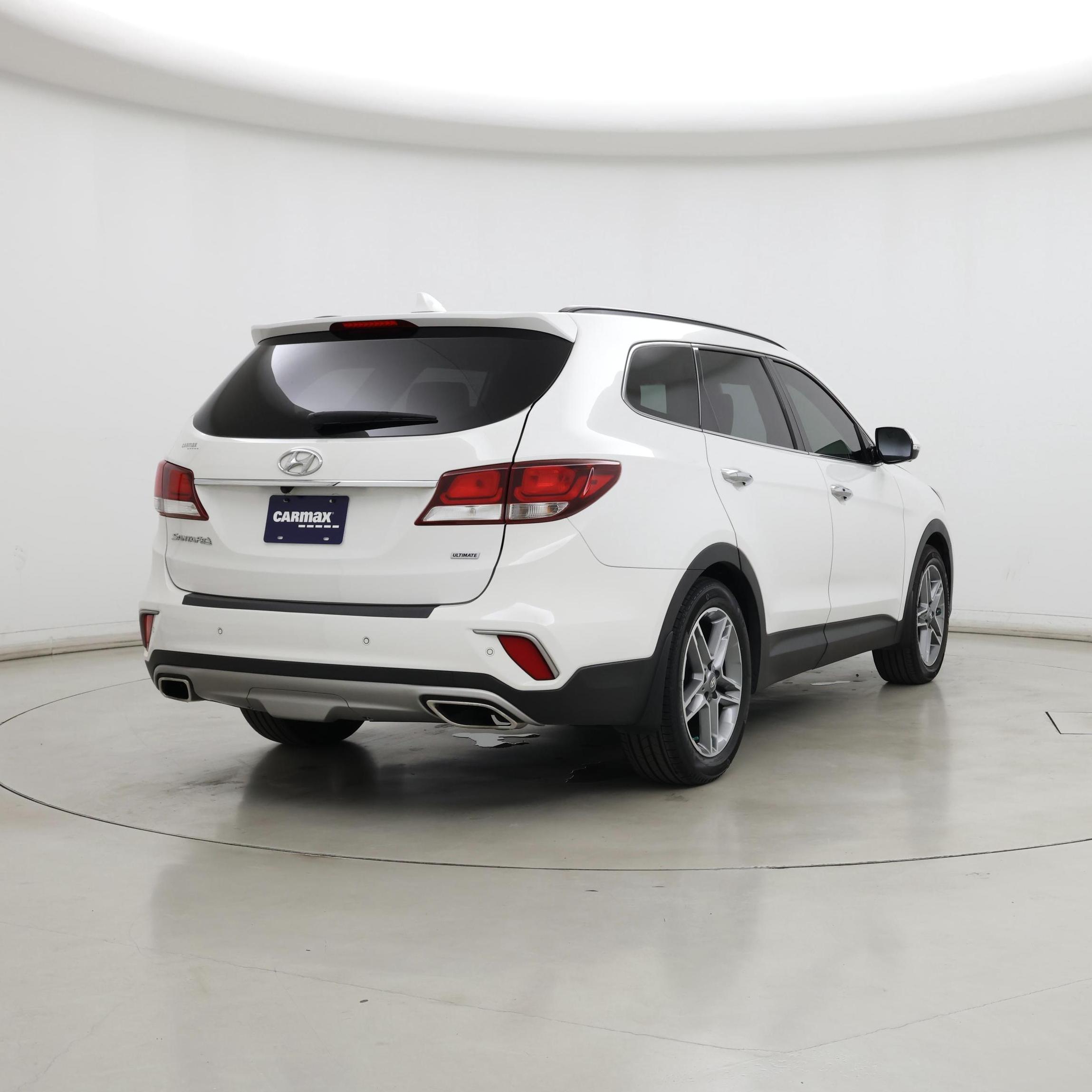 Thumbnail: 2017 Hyundai Santa Fe - 8