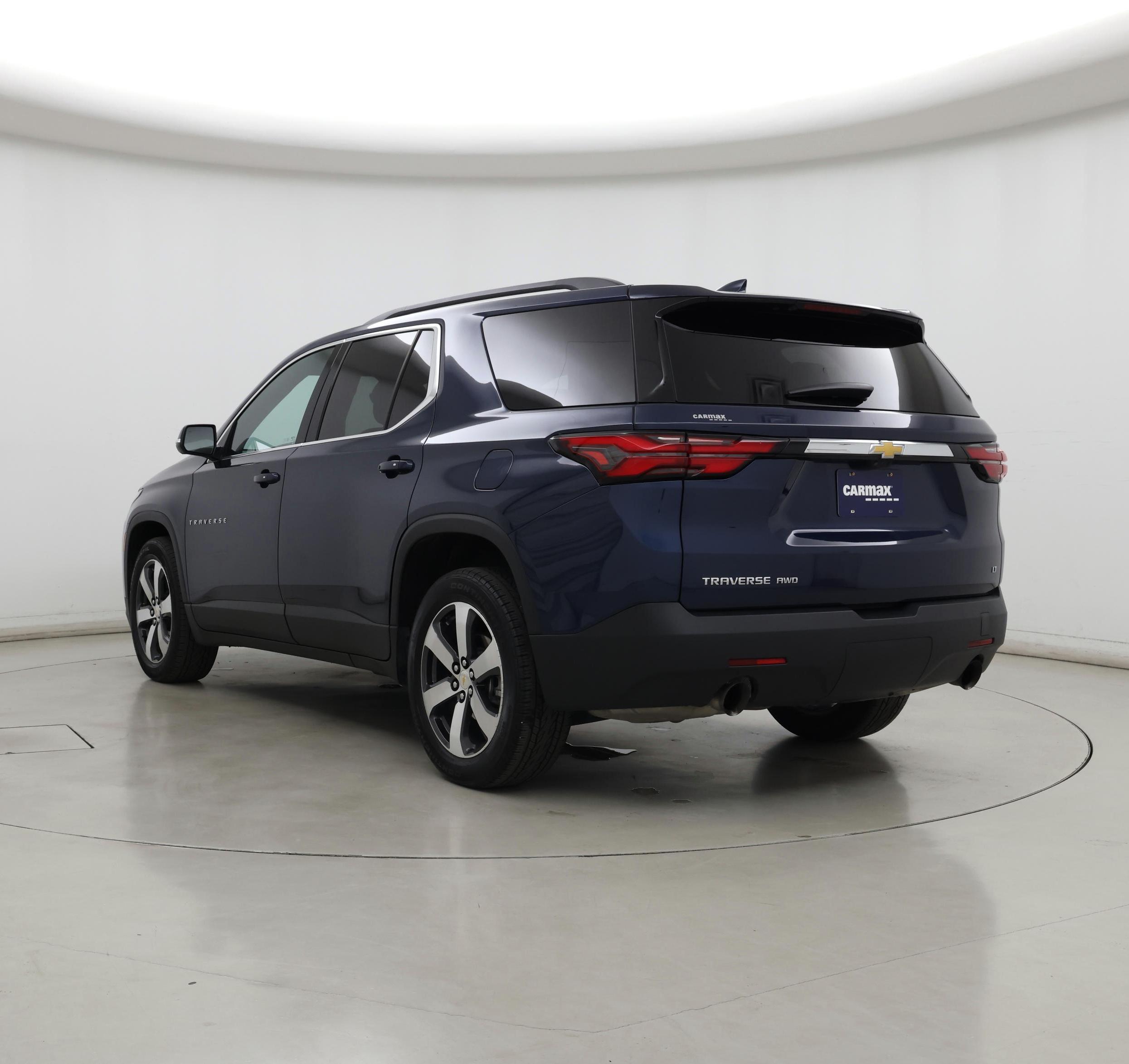 Thumbnail: 2023 Chevrolet Traverse - 2