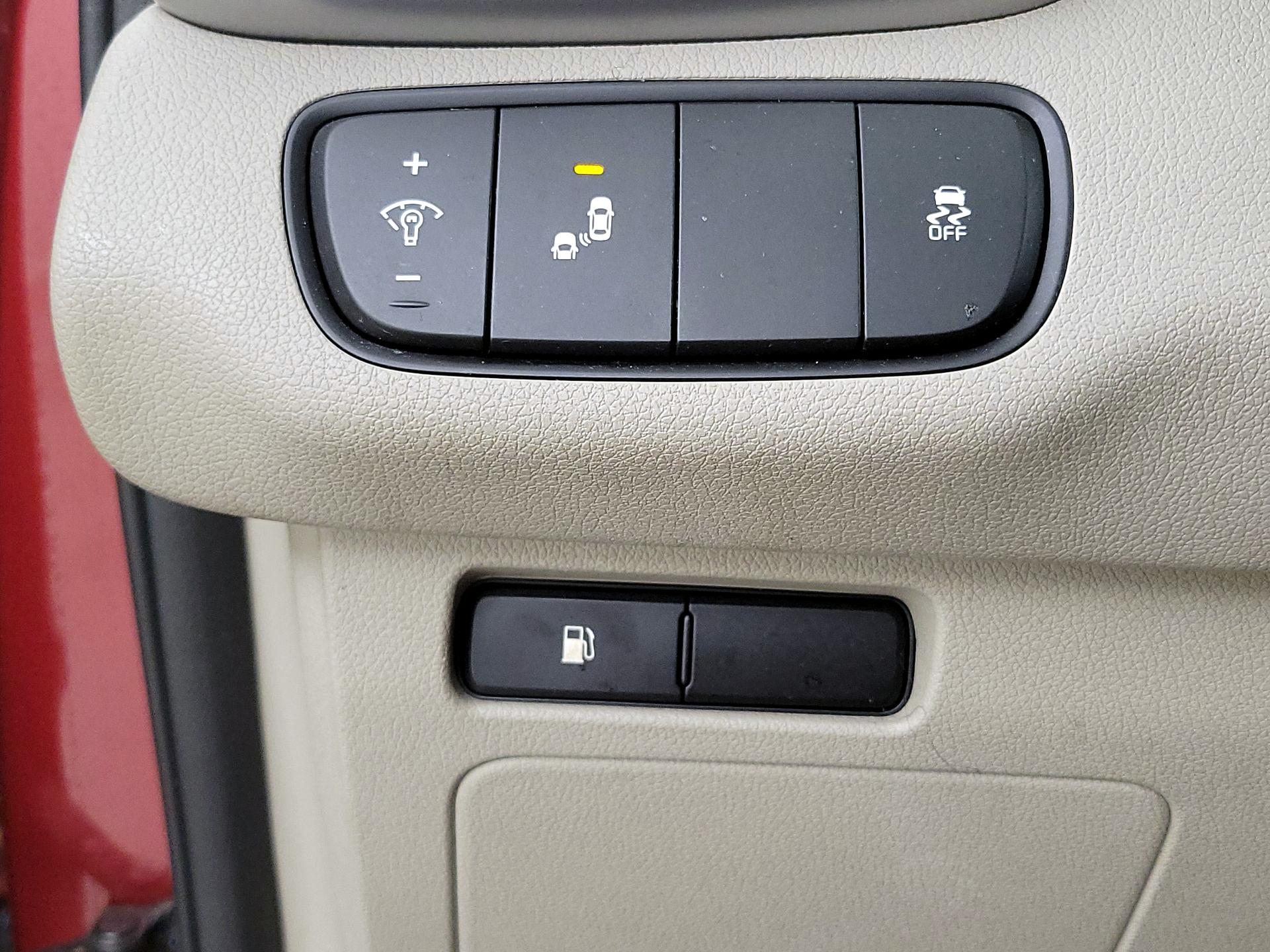 Thumbnail: 2020 Kia Sorento - 13