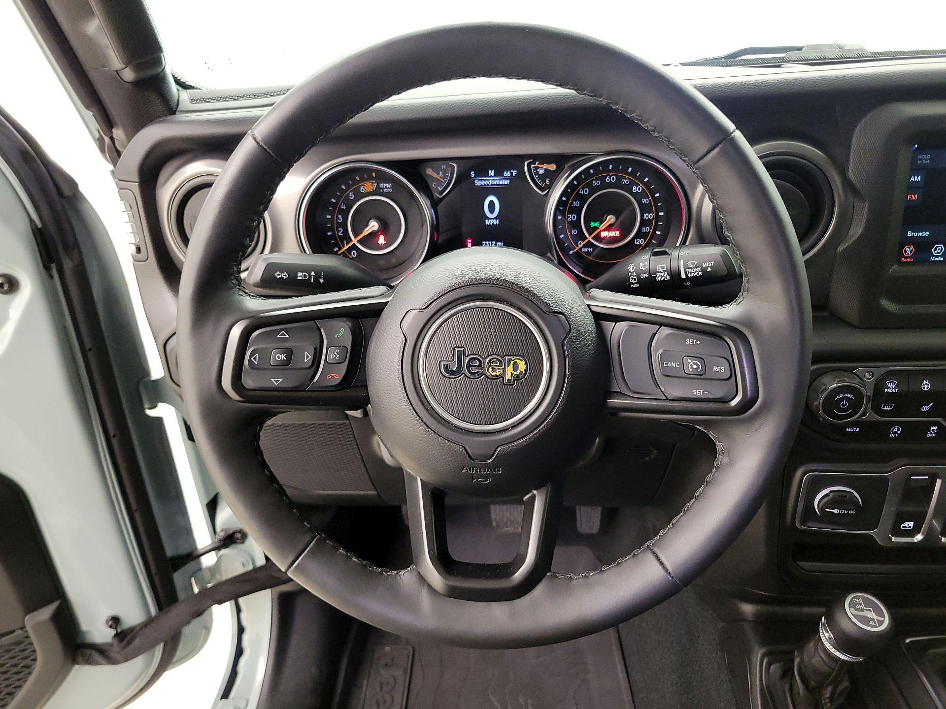 Thumbnail: 2023 Jeep Wrangler - 10