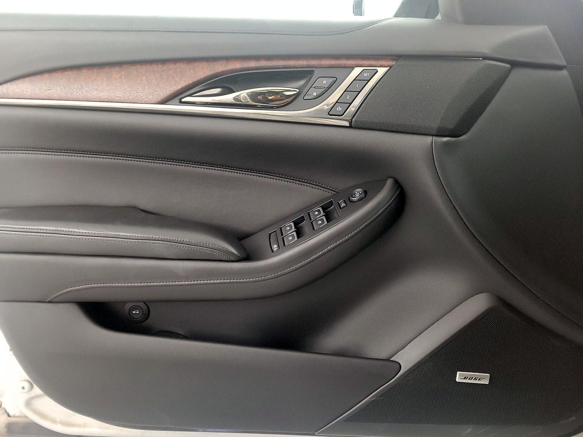 Thumbnail: 2019 Cadillac CTS - 12